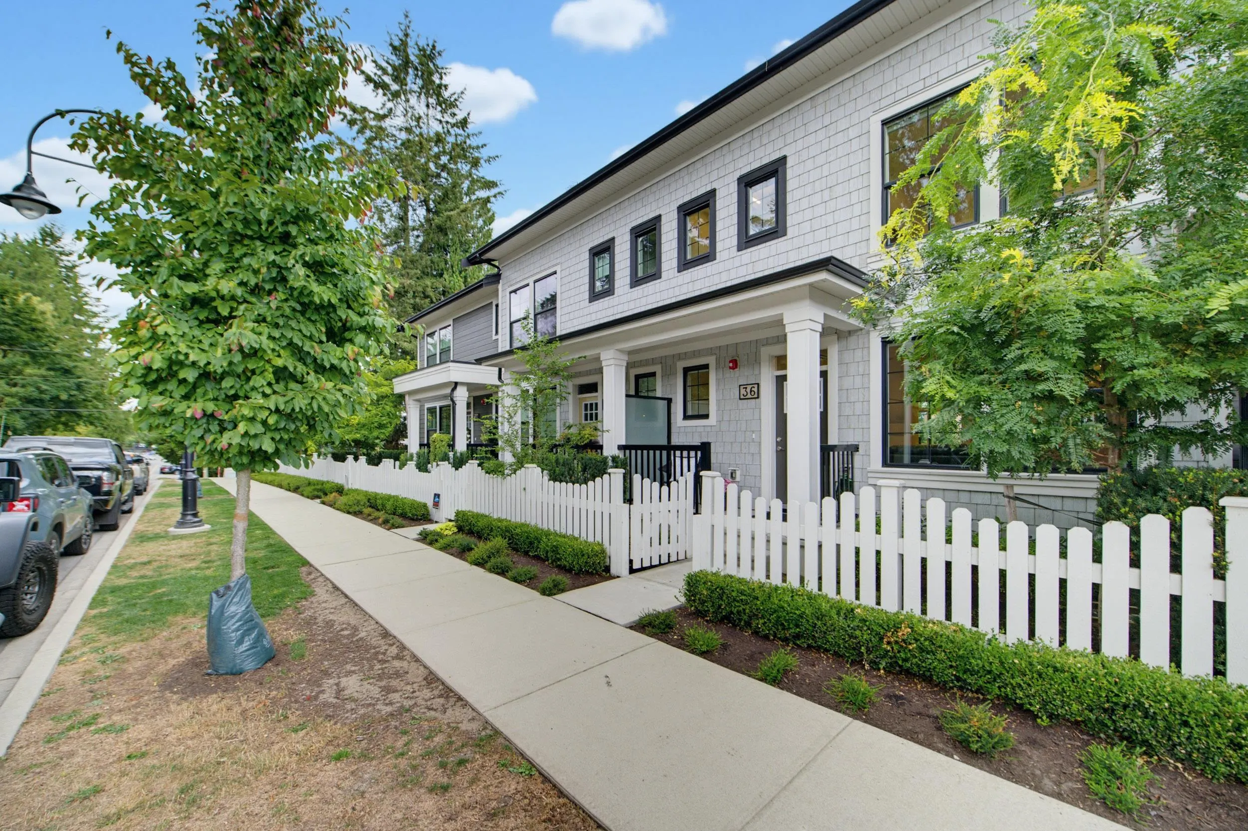 9122 King Street #36