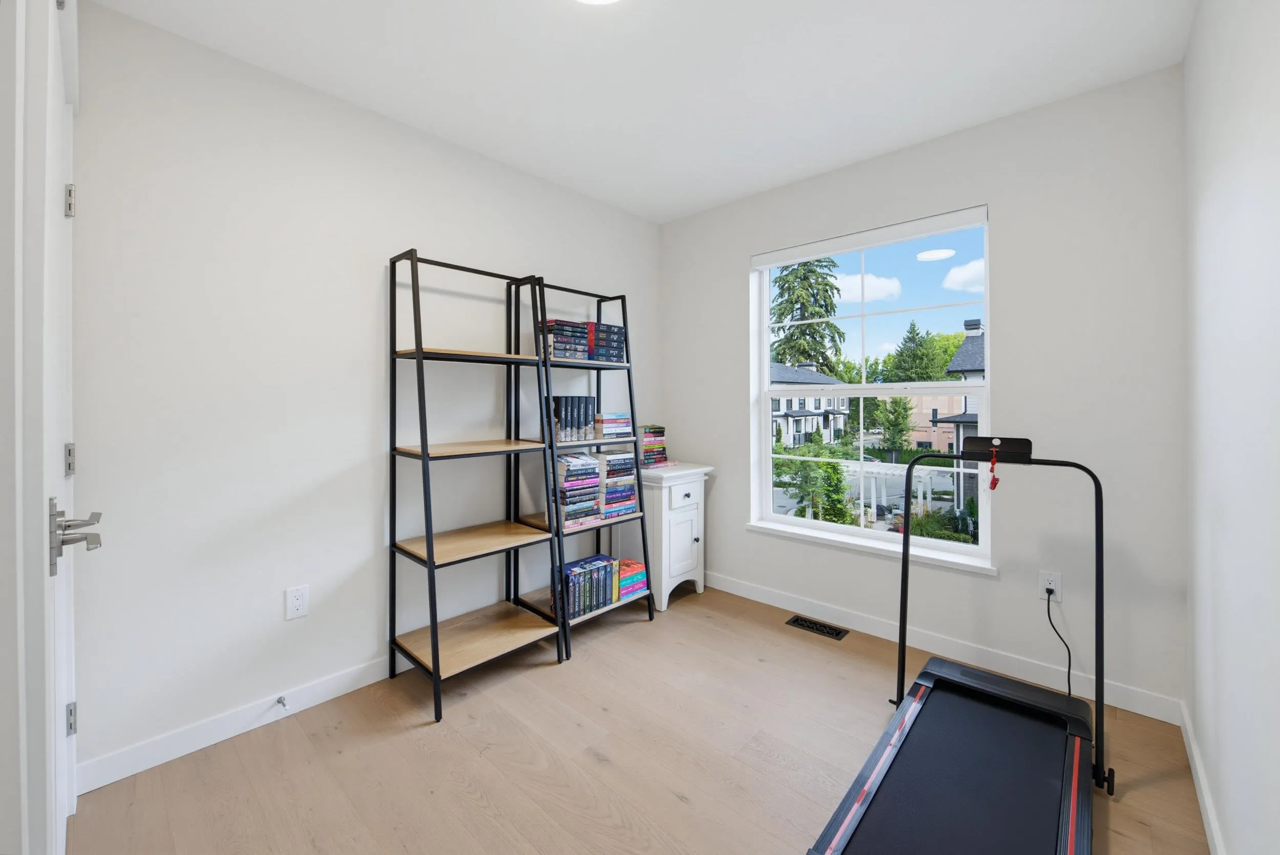 9122 King Street #36
