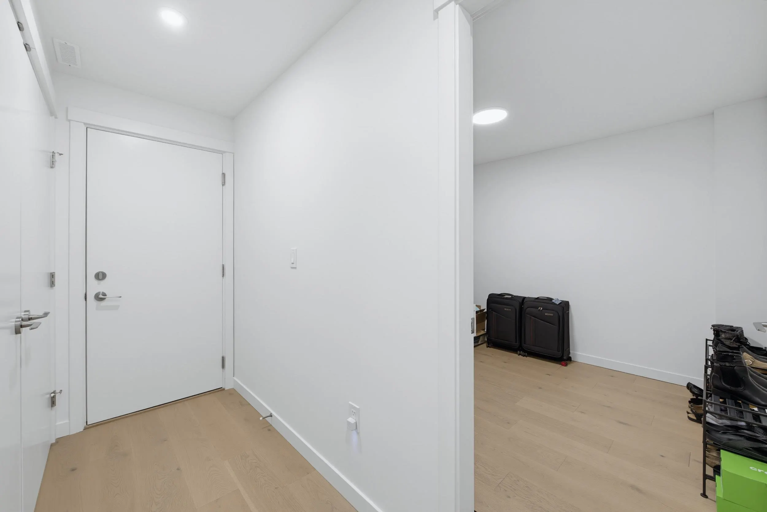 9122 King Street #36