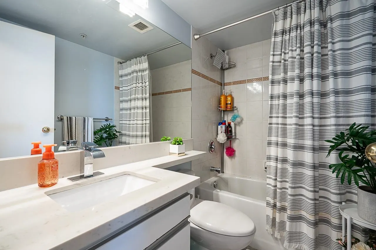 14820 104 Avenue #1102