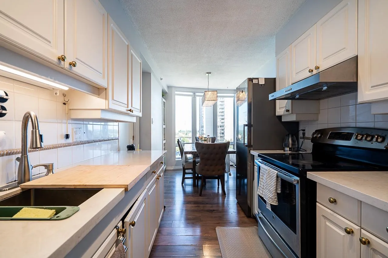 14820 104 Avenue #1102