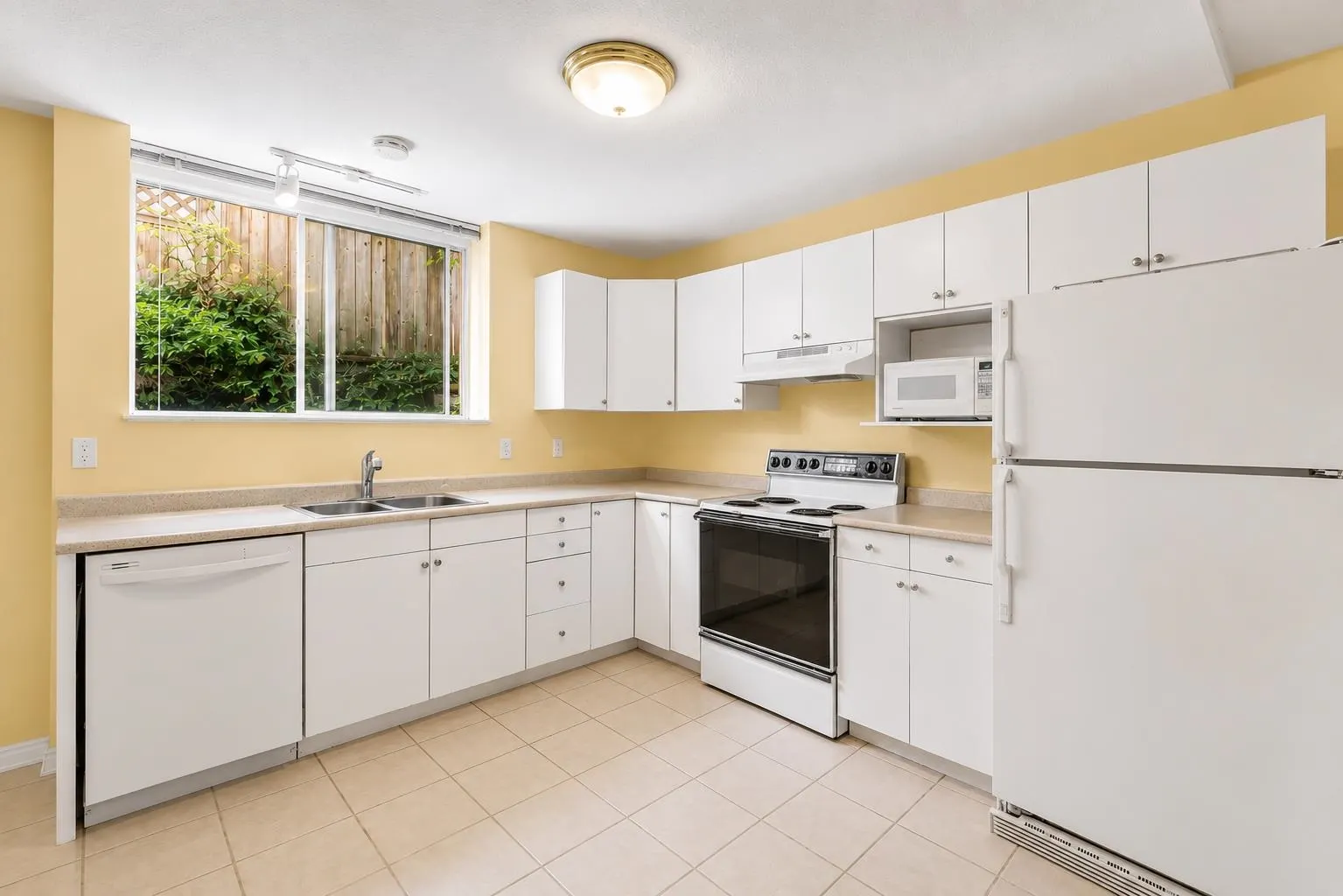 2607 Panorama Drive