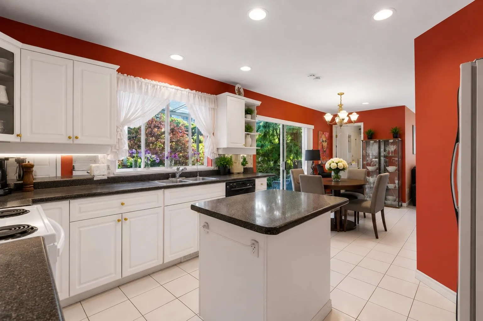 2607 Panorama Drive