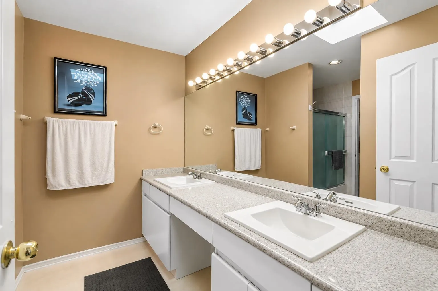 2607 Panorama Drive