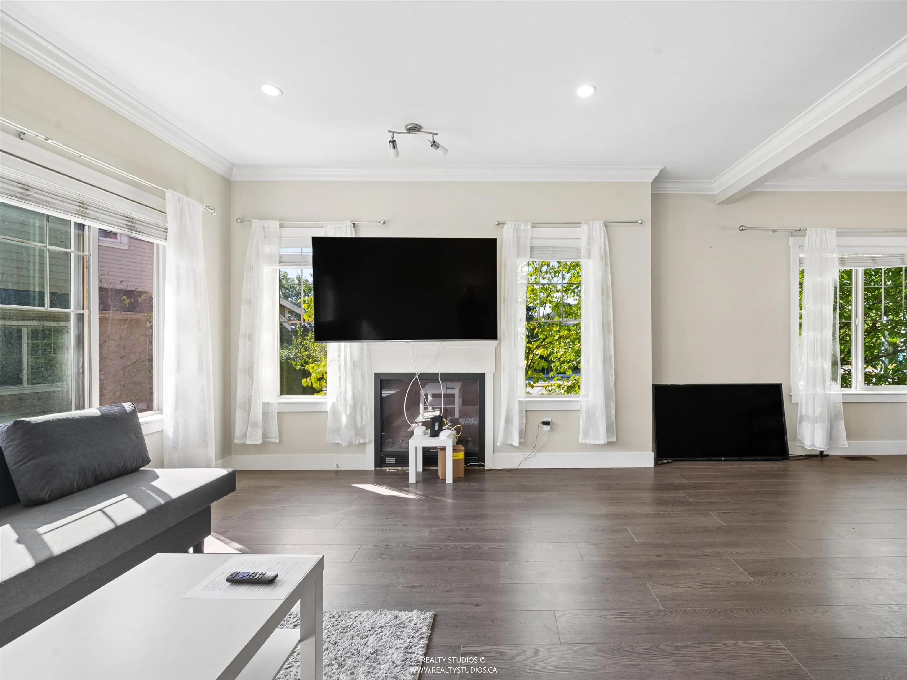 19097 64 Avenue #76