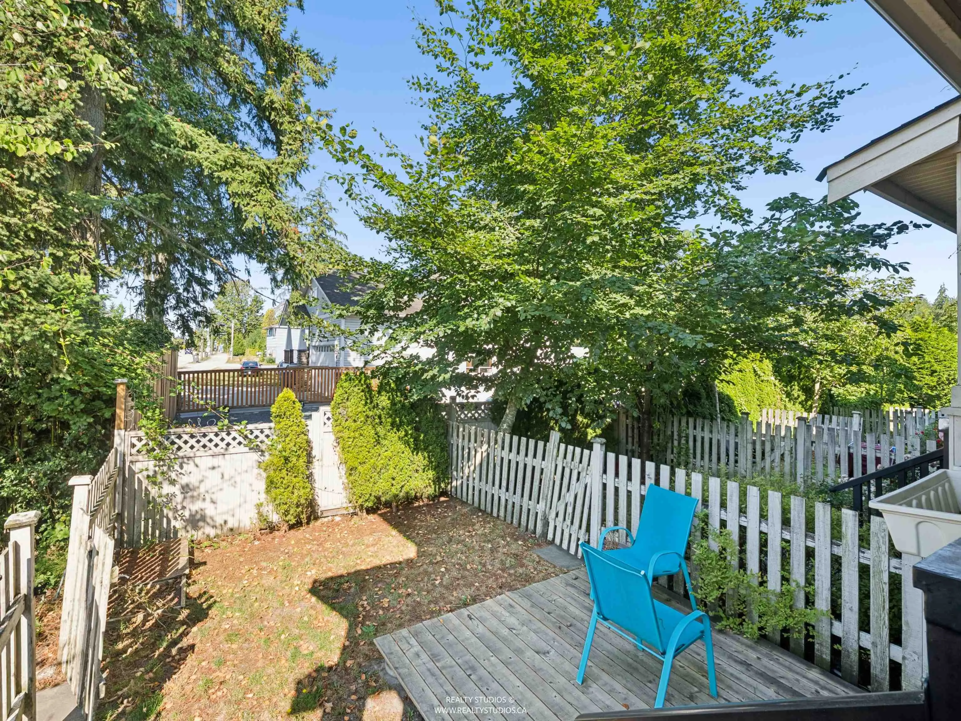 19097 64 Avenue #76