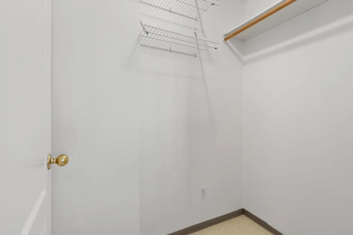 888 Pacific Street #1007