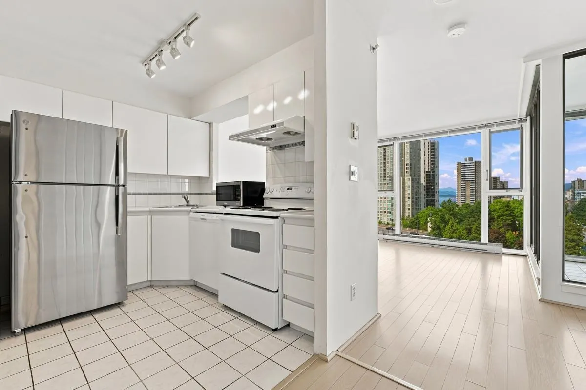 888 Pacific Street #1007