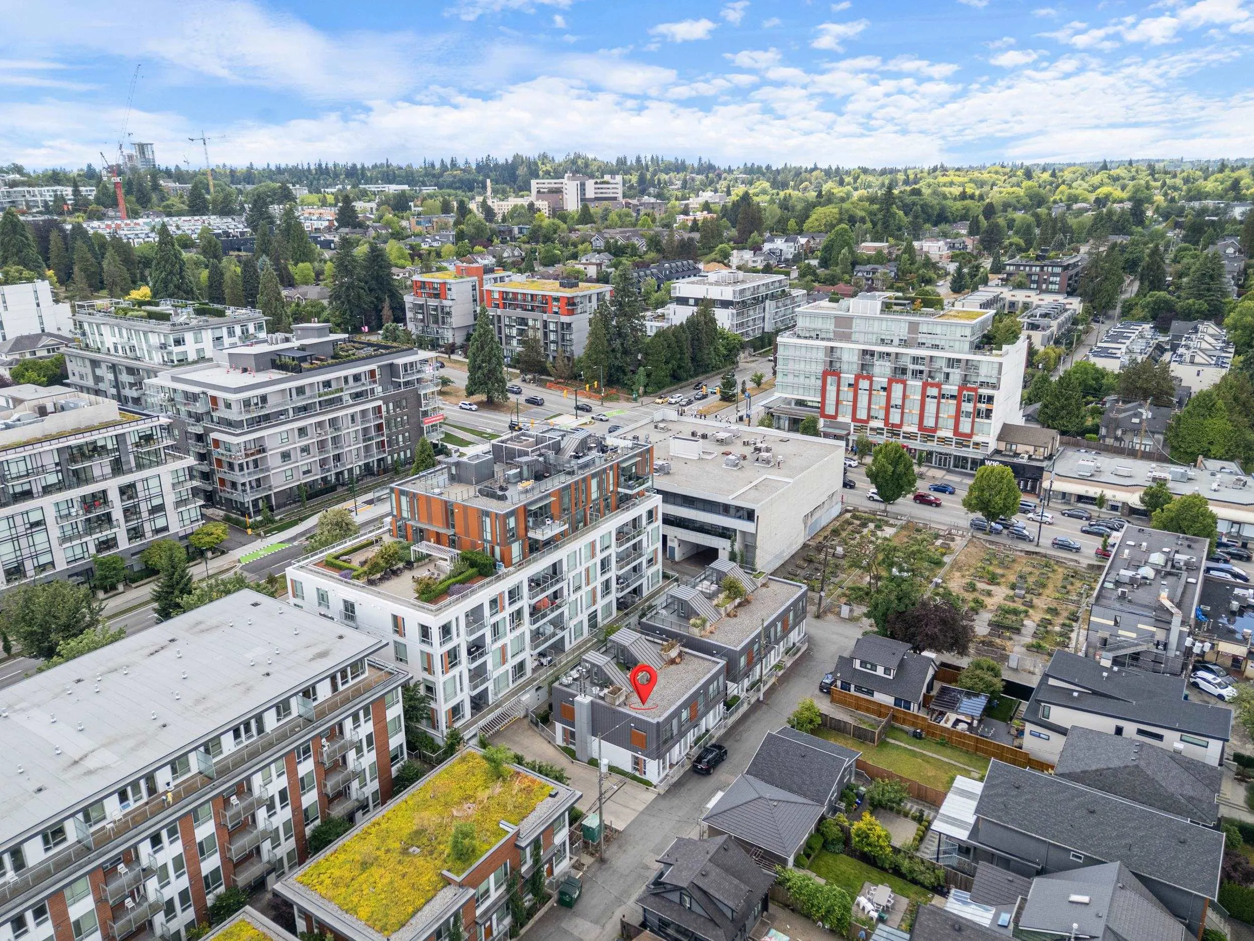 477 W King Edward Avenue