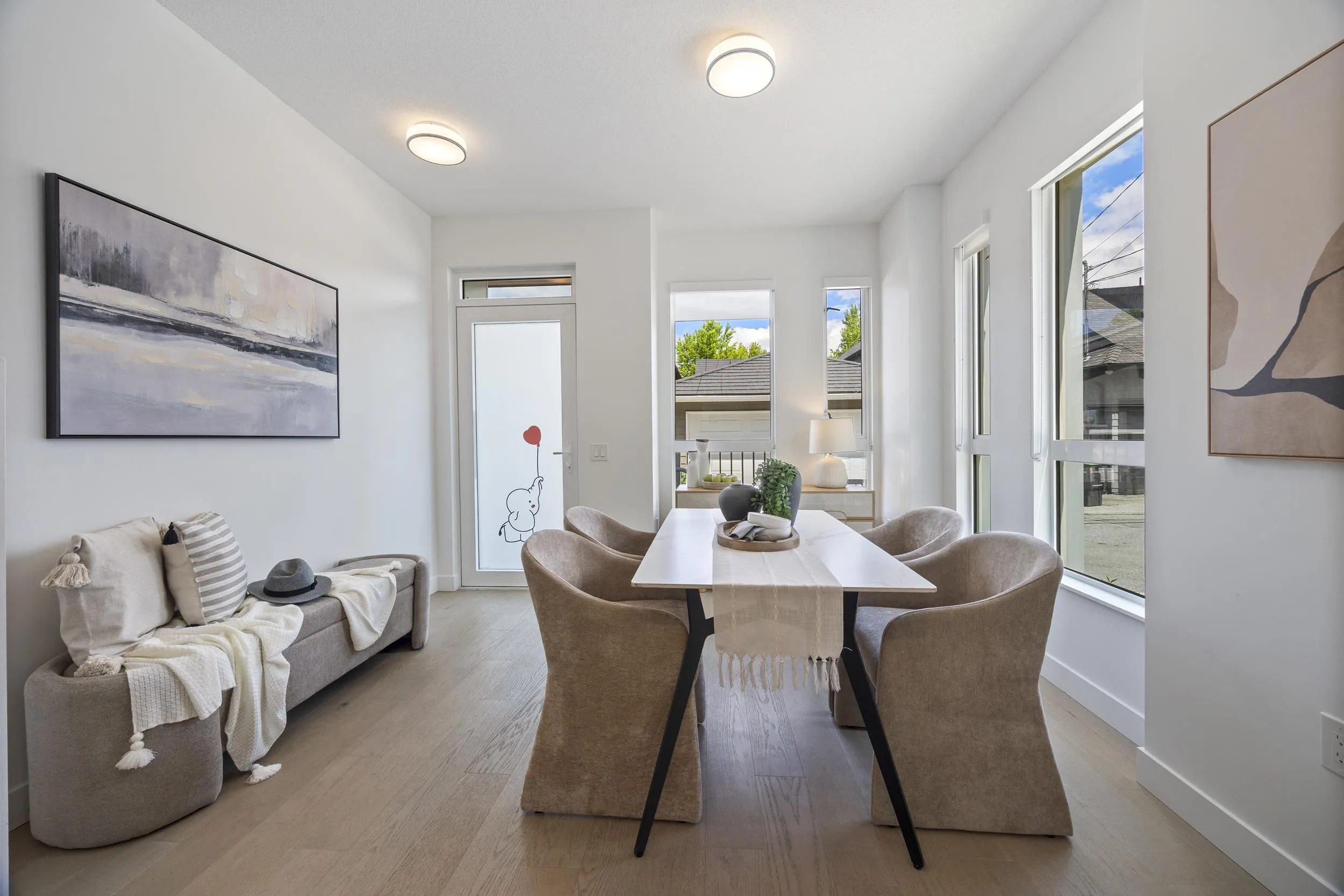 477 W King Edward Avenue