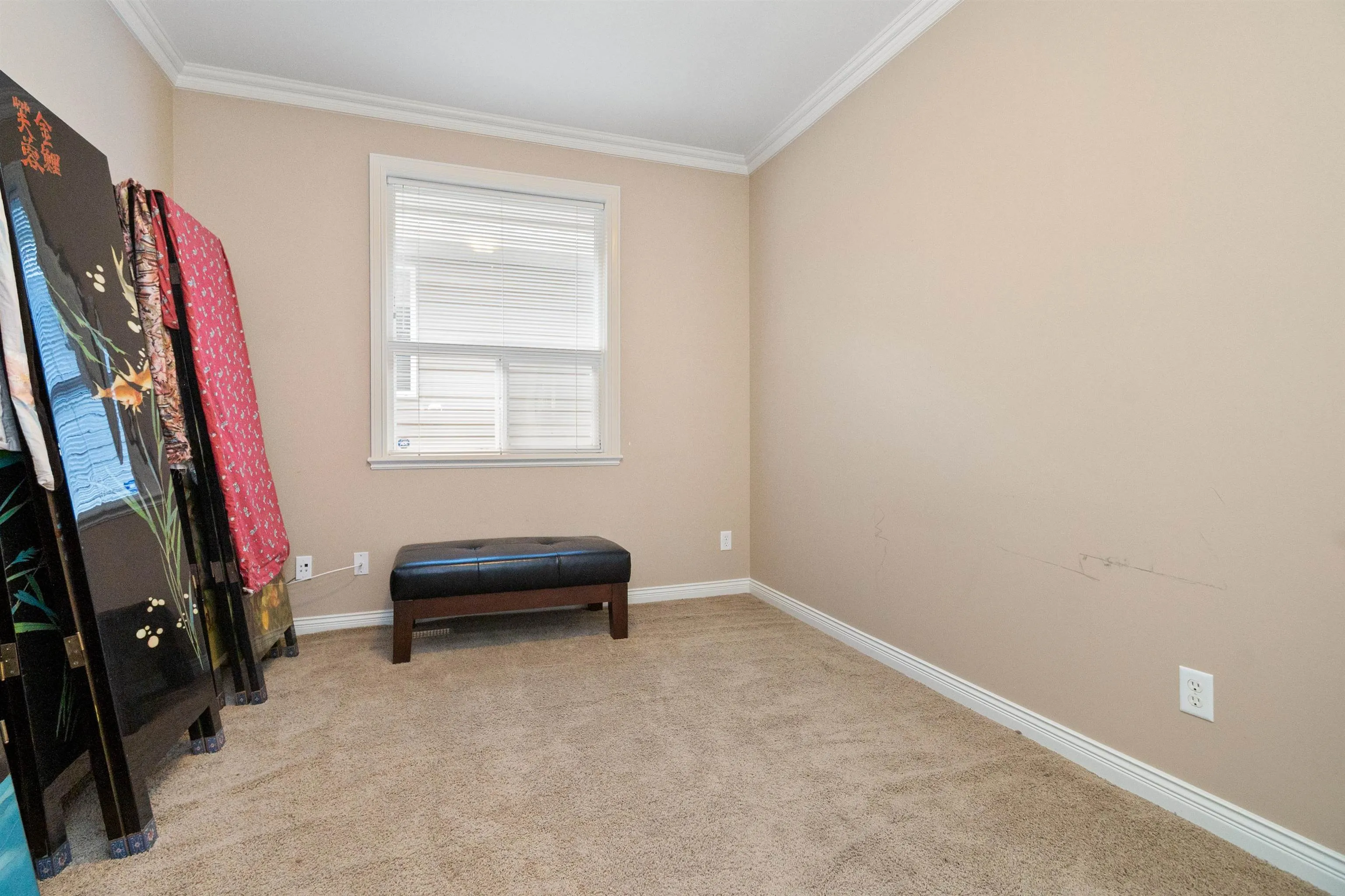 5976 Hunter Creek Crescent