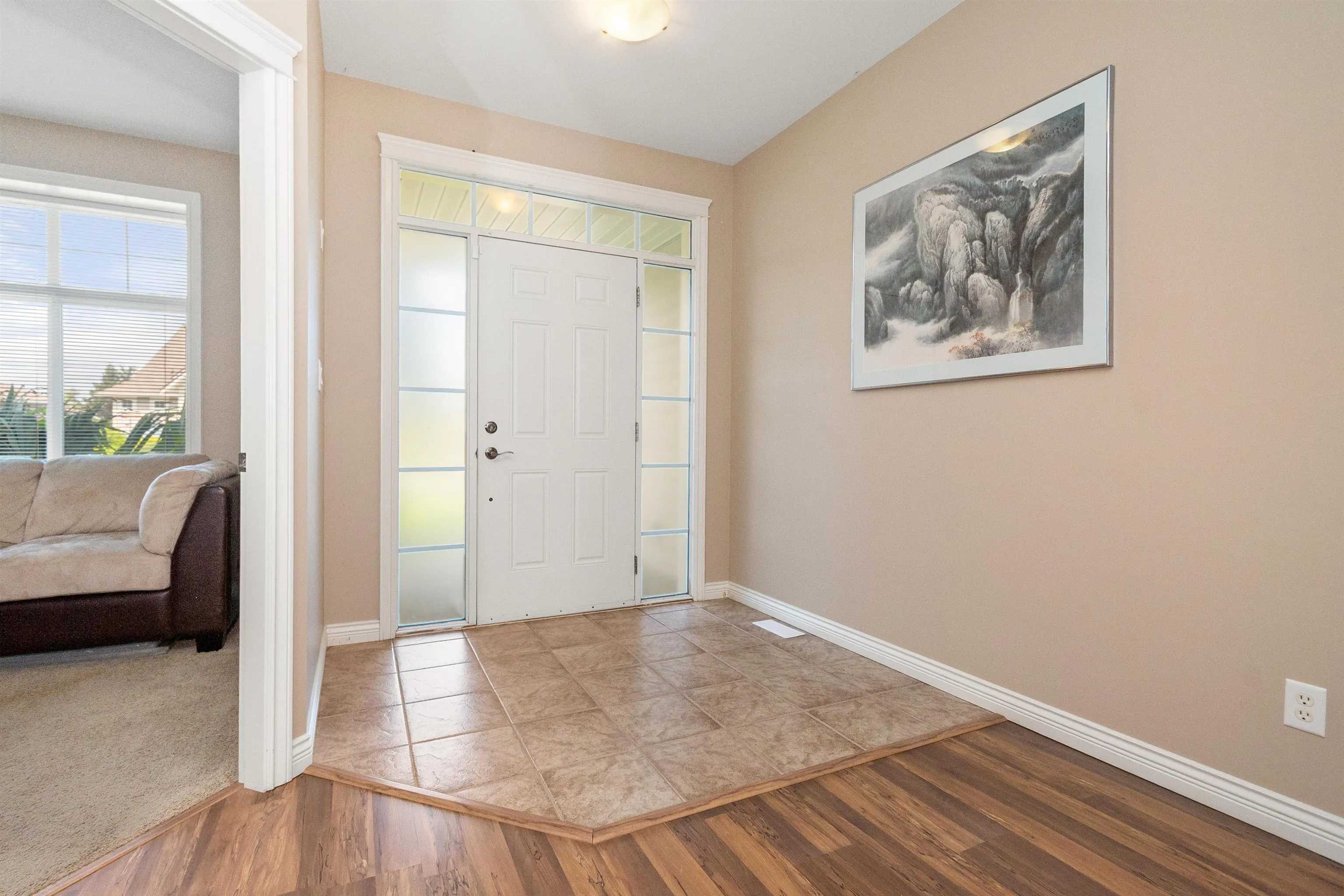 5976 Hunter Creek Crescent