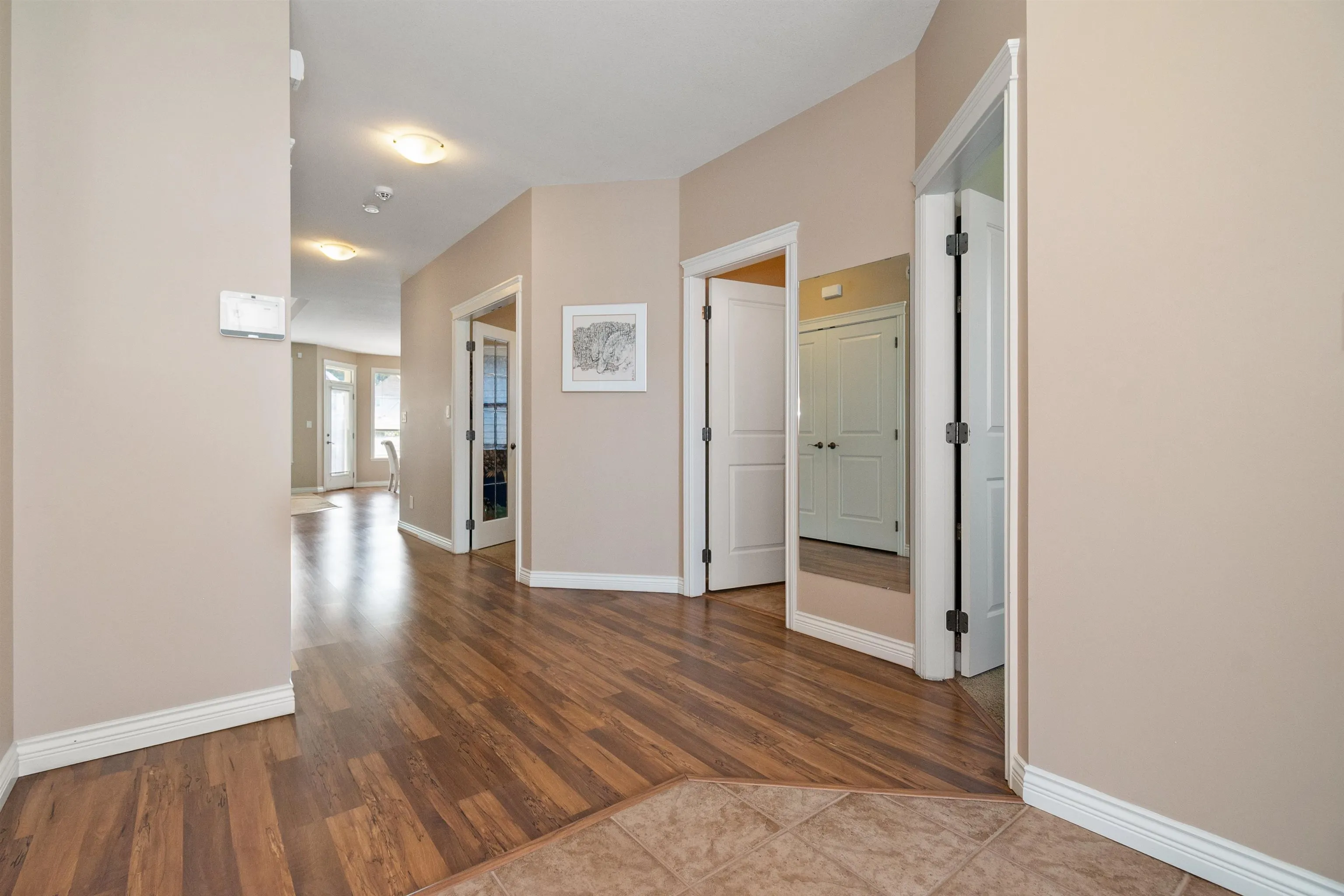 5976 Hunter Creek Crescent