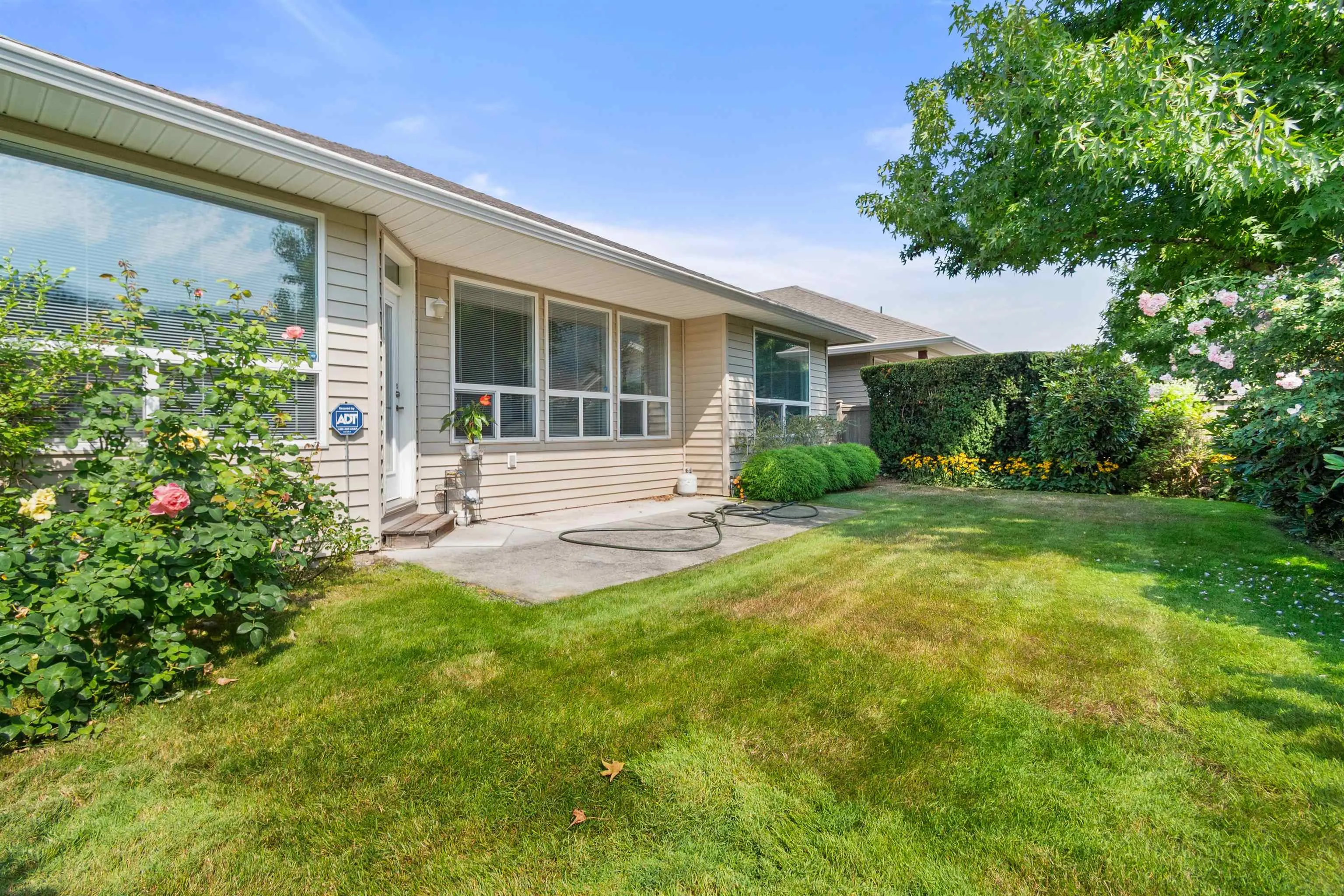 5976 Hunter Creek Crescent