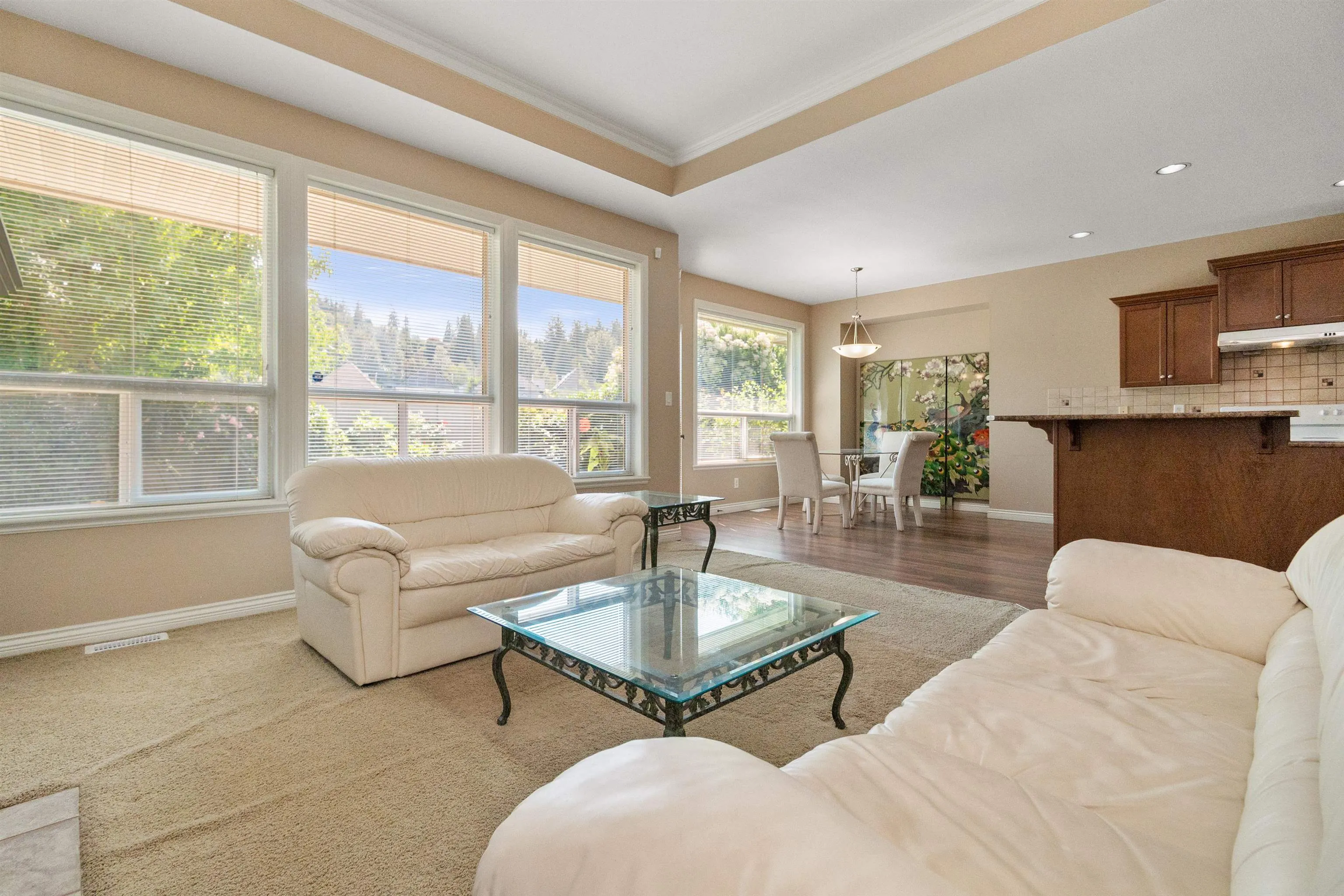 5976 Hunter Creek Crescent