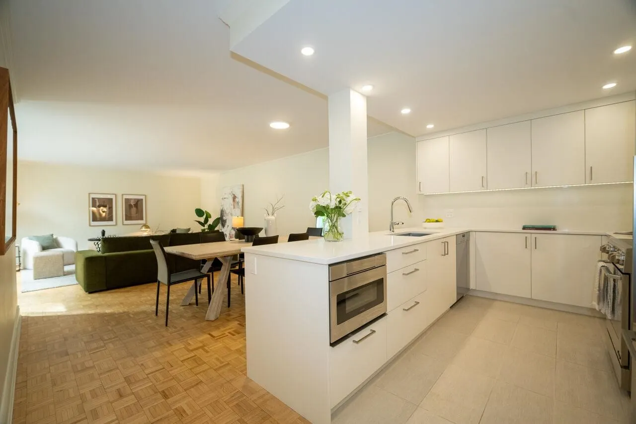 4900 Cartier Street #311