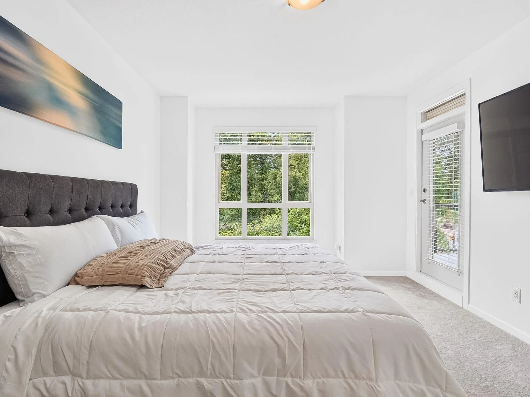 100 Capilano Road #304