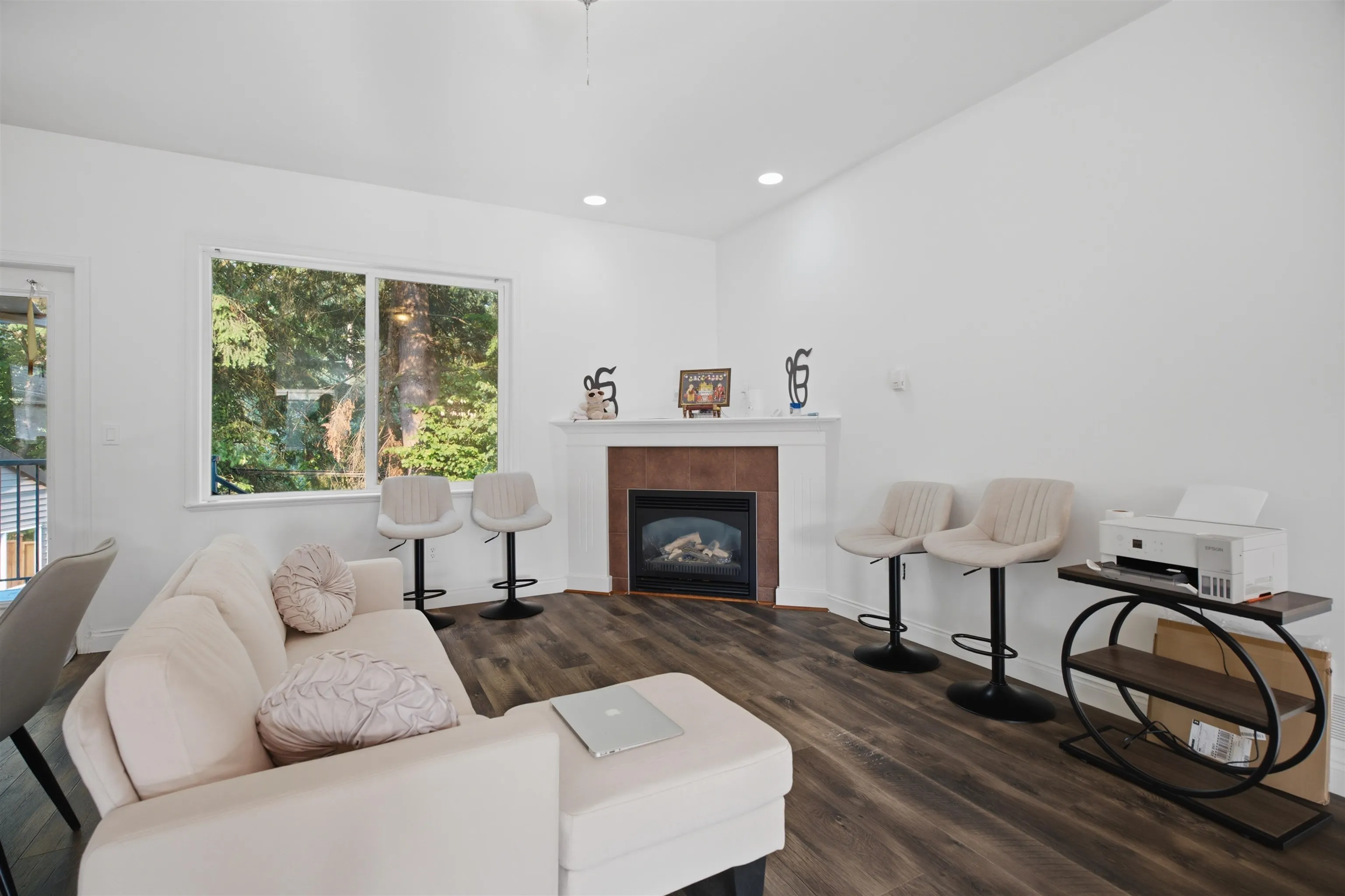 33883 Hollister Place