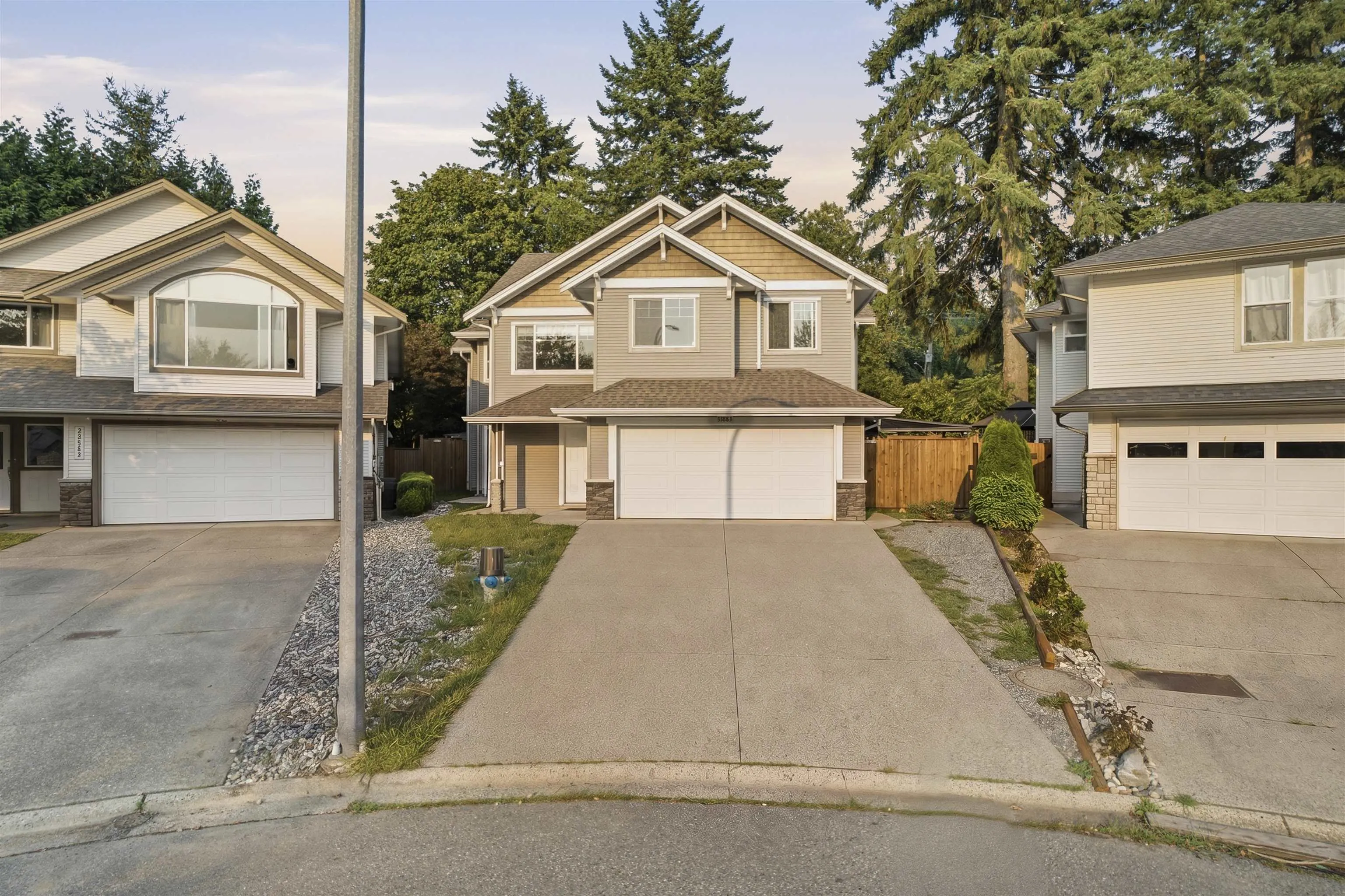 33883 Hollister Place