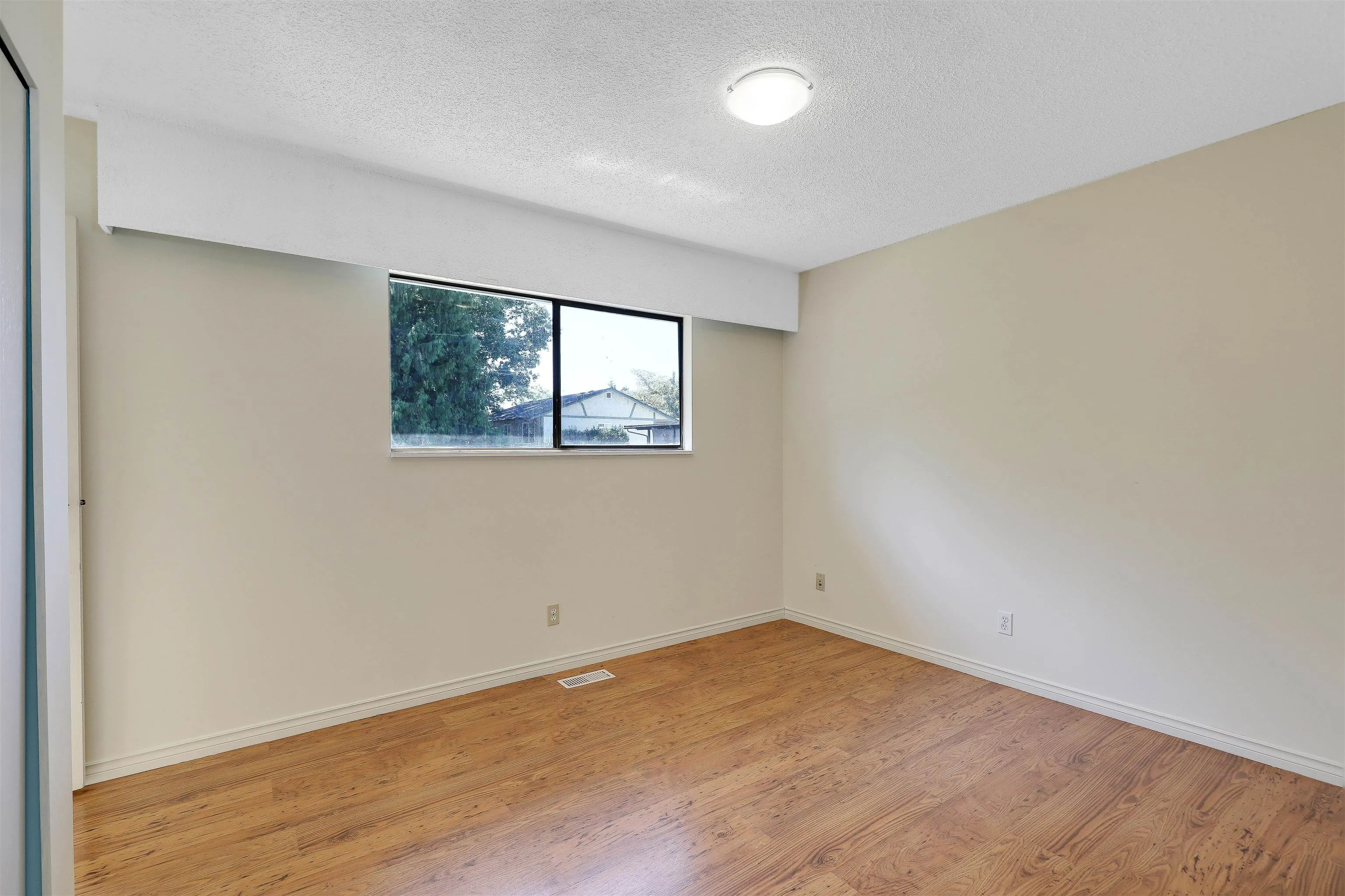 1440 Kamloops Place