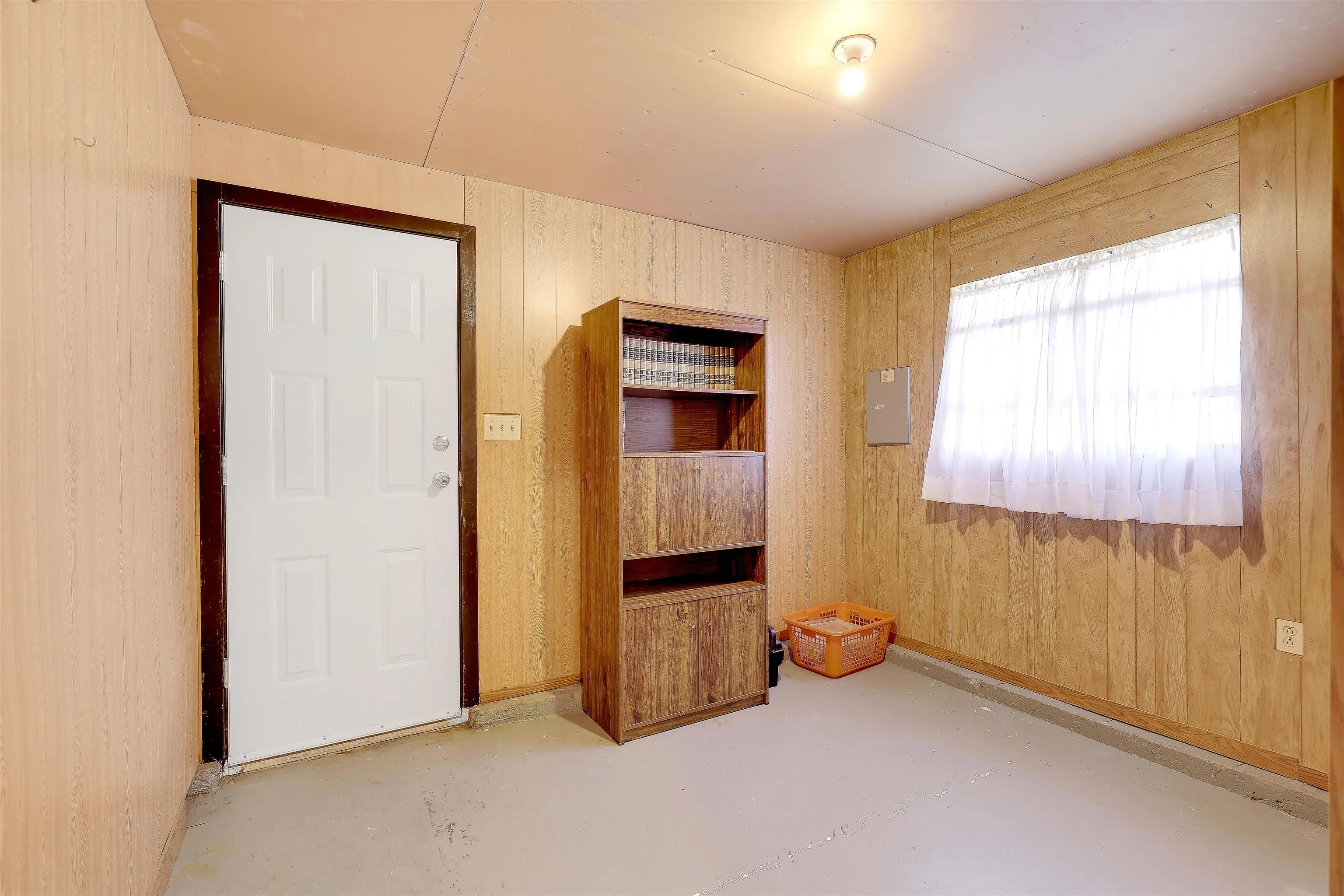 1440 Kamloops Place