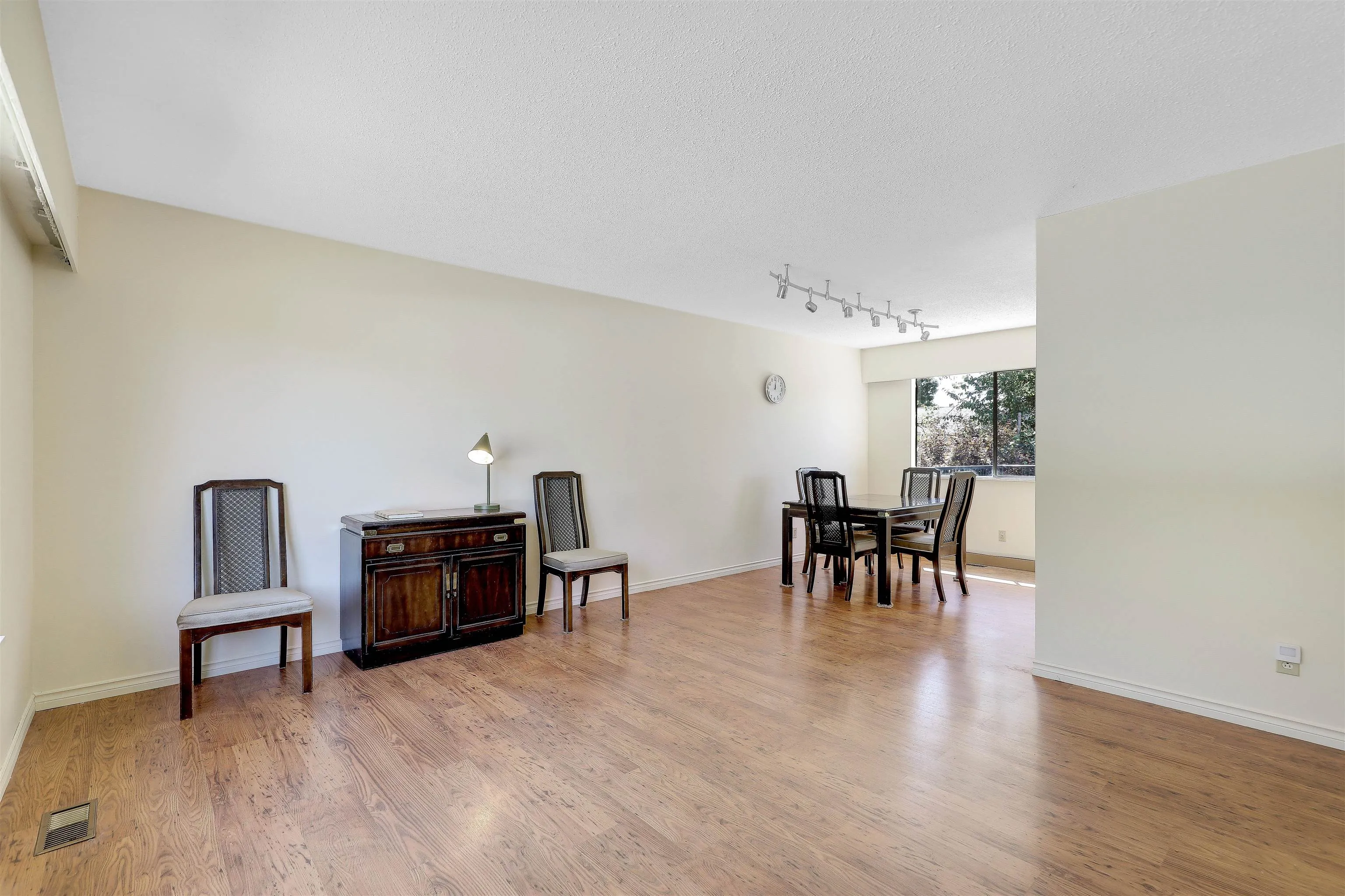 1440 Kamloops Place