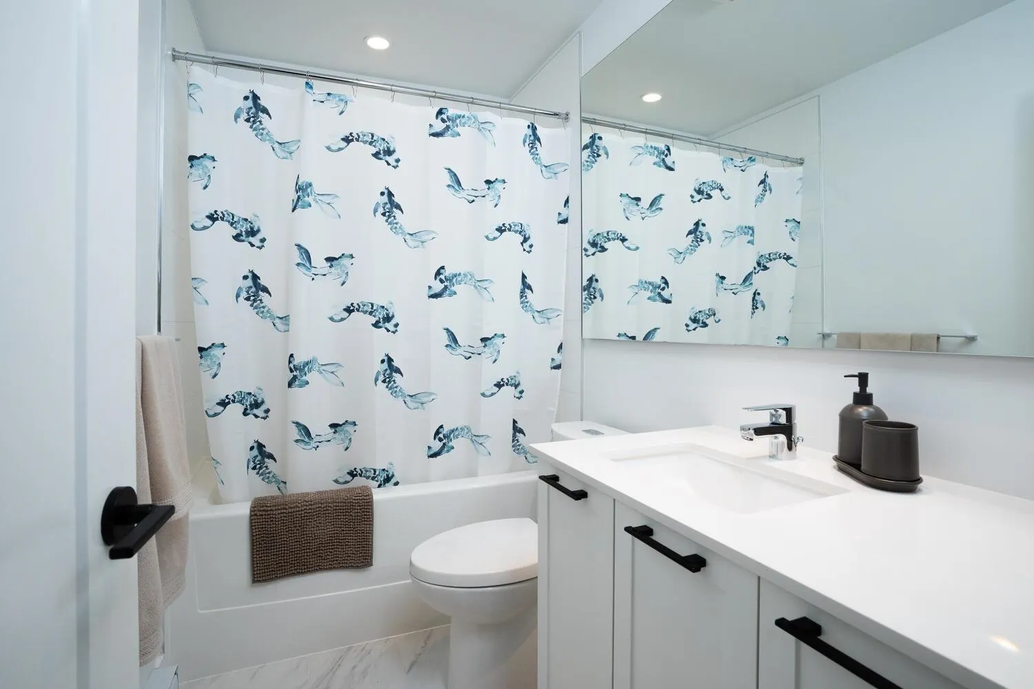 4716 Orca Way #3