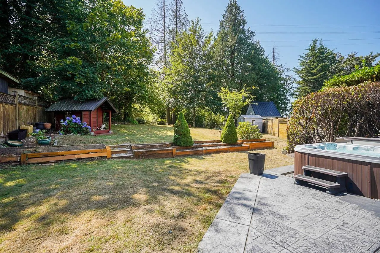 10993 Mcadam Road