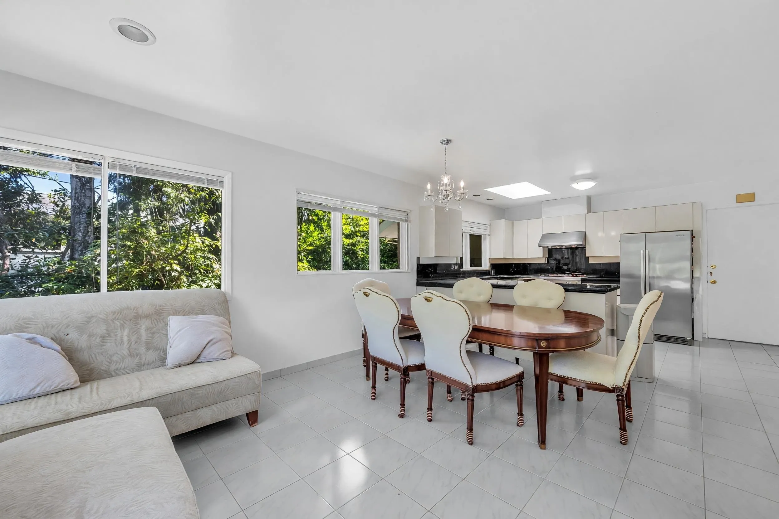 5985 Newton Wynd