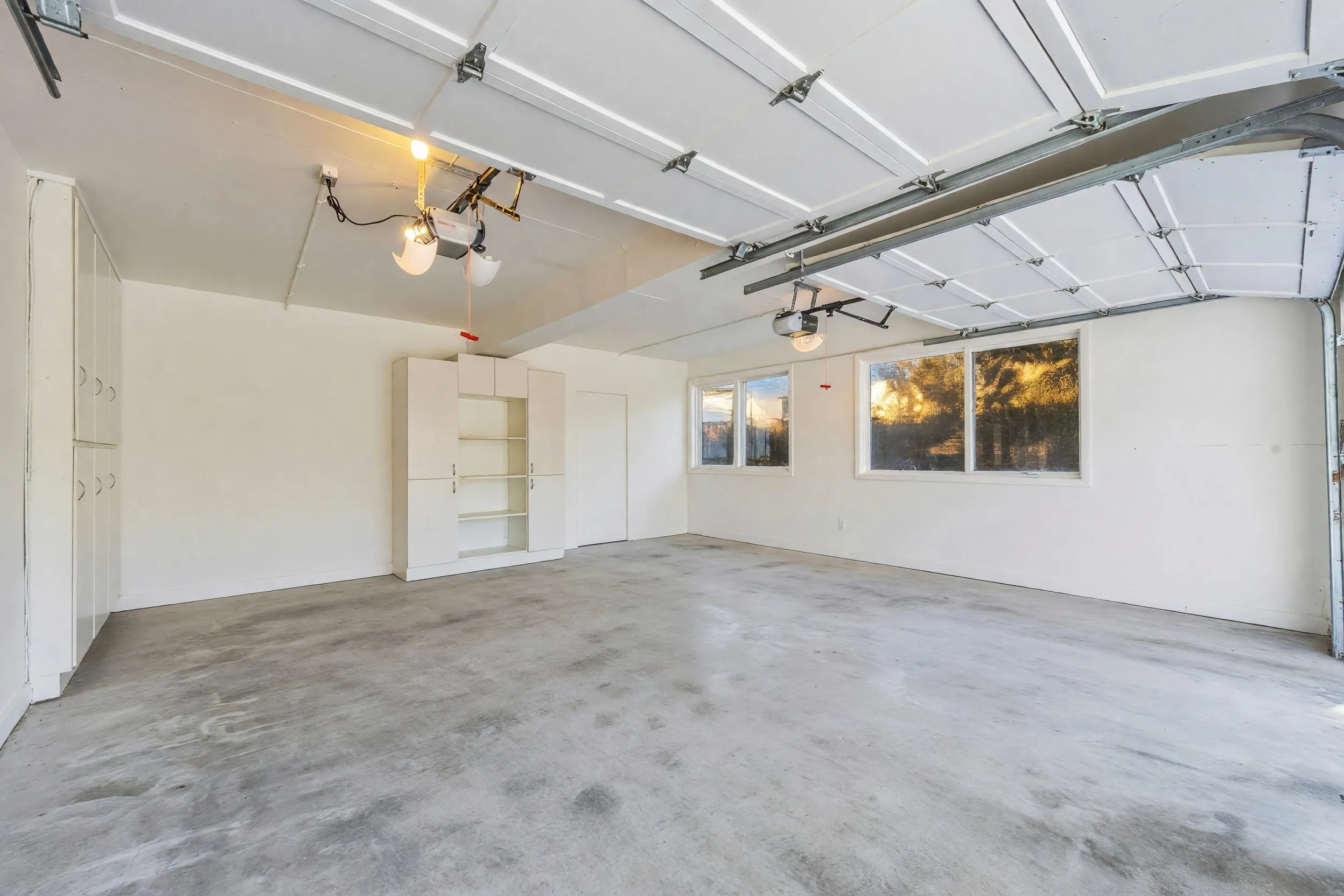 5985 Newton Wynd