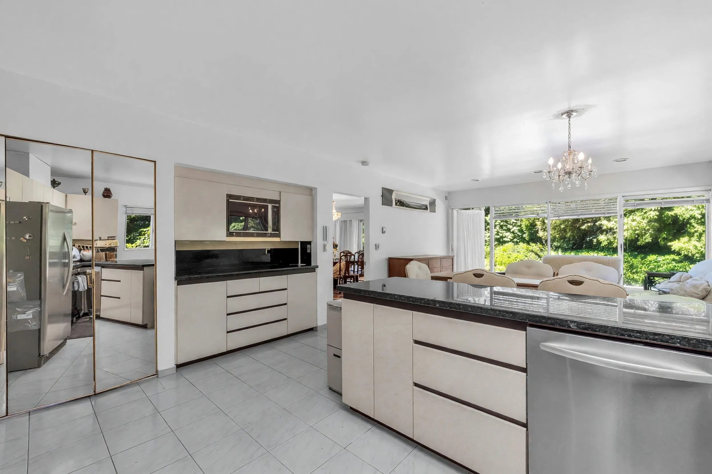 5985 Newton Wynd