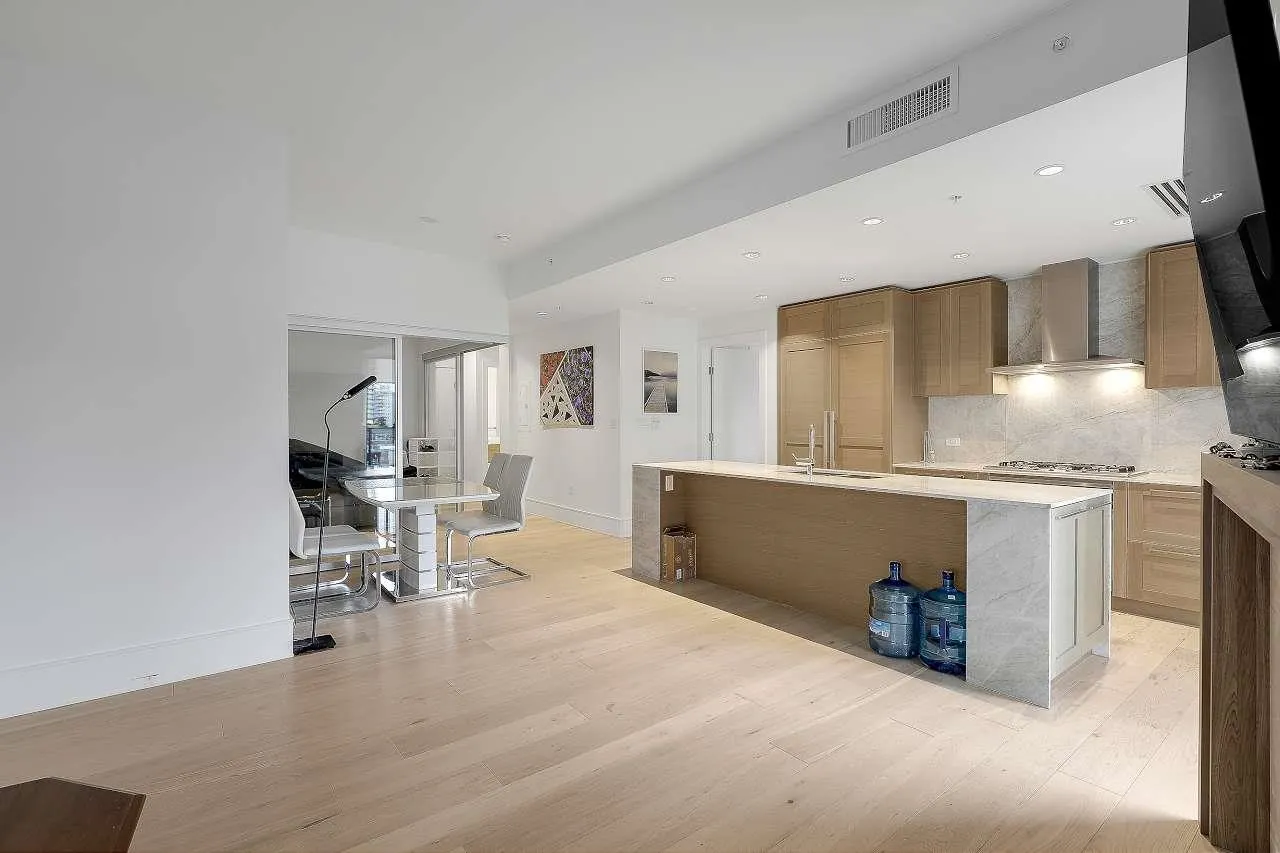 1500 Martin Street #804