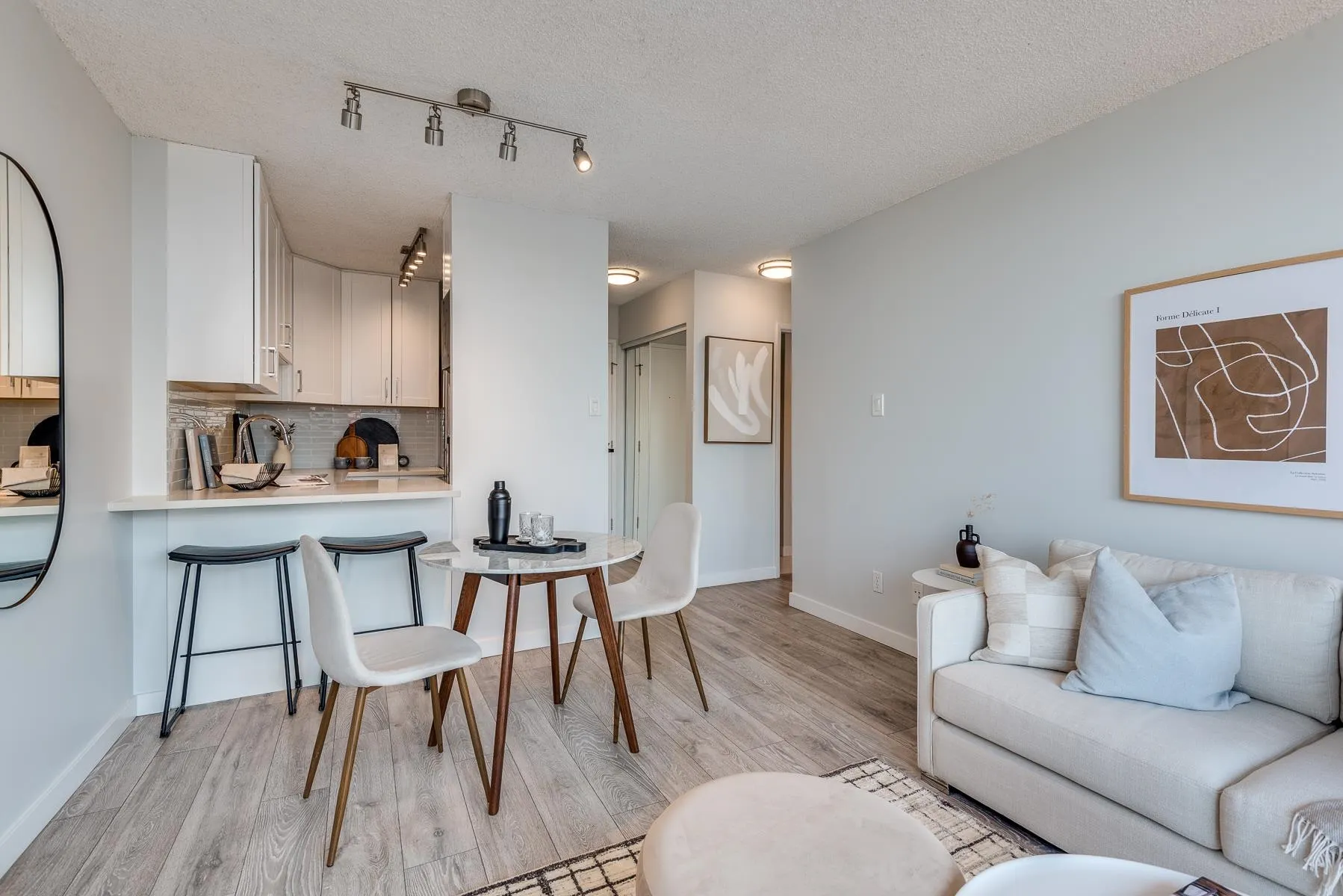 1146 Harwood Street #1401