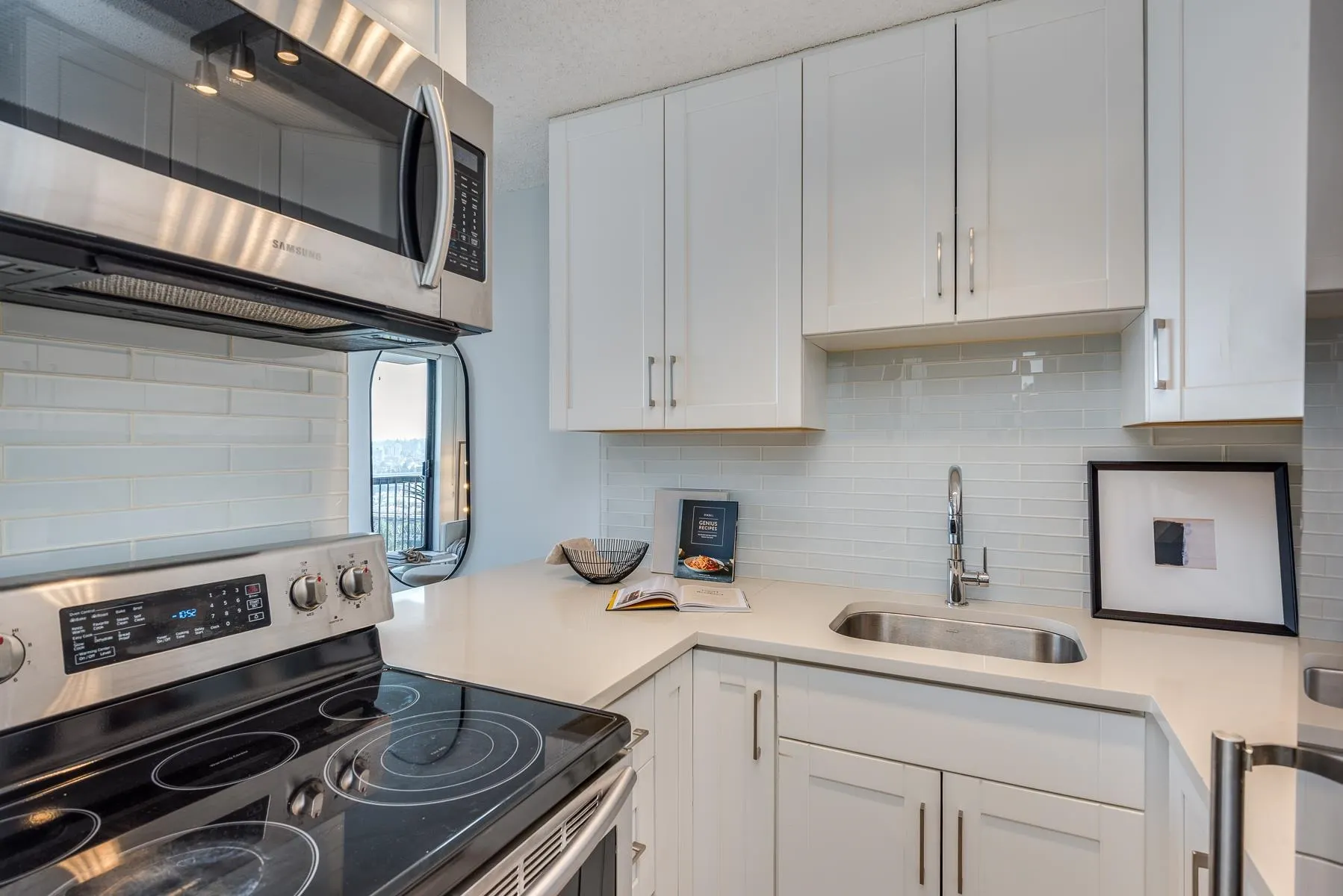 1146 Harwood Street #1401