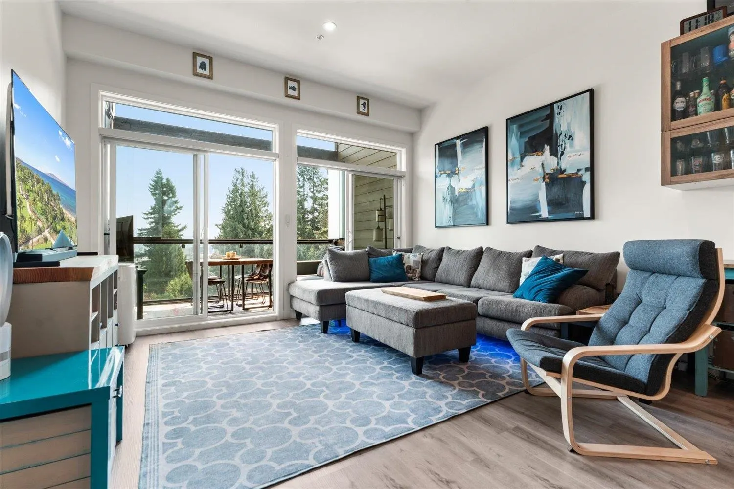 2649 James Street #603