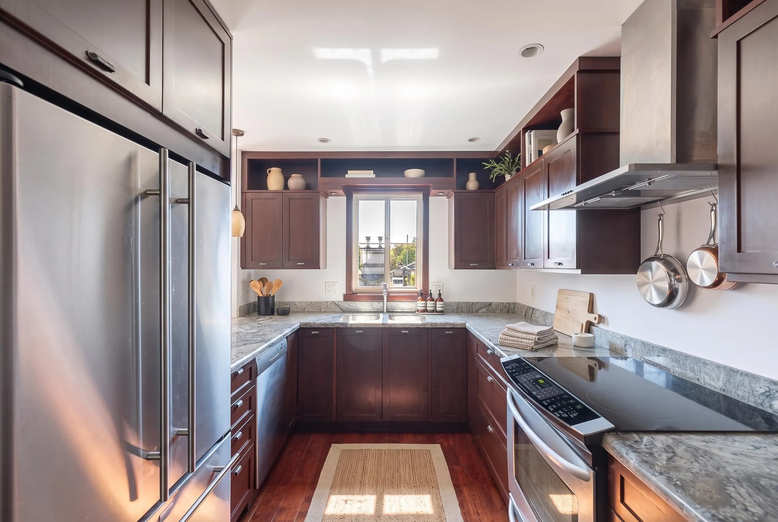 2375 W Broadway #34