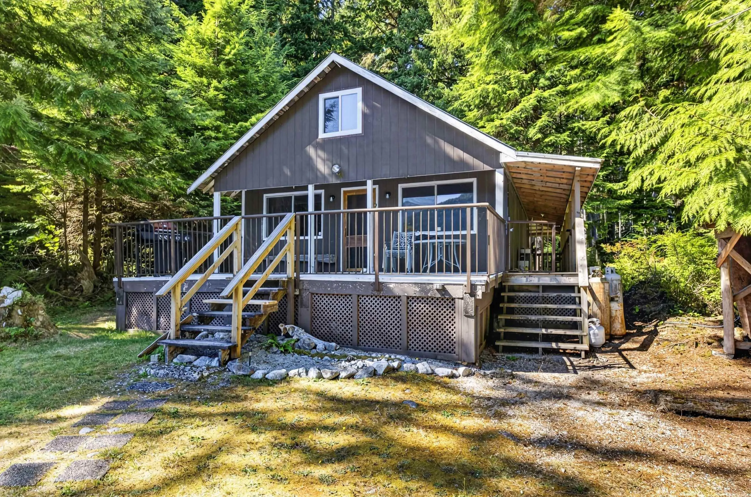 15 Debeck Creek