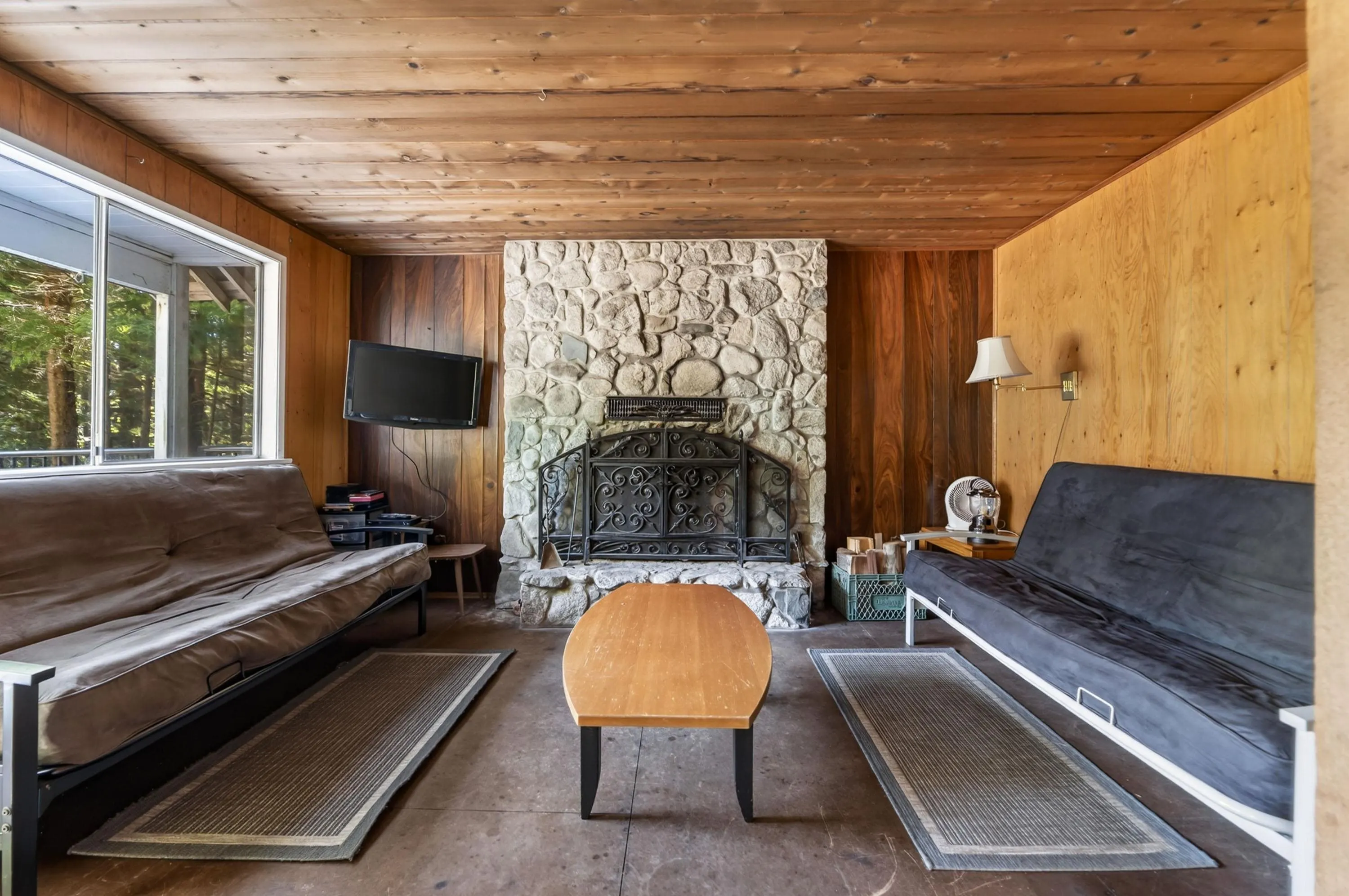 15 Debeck Creek