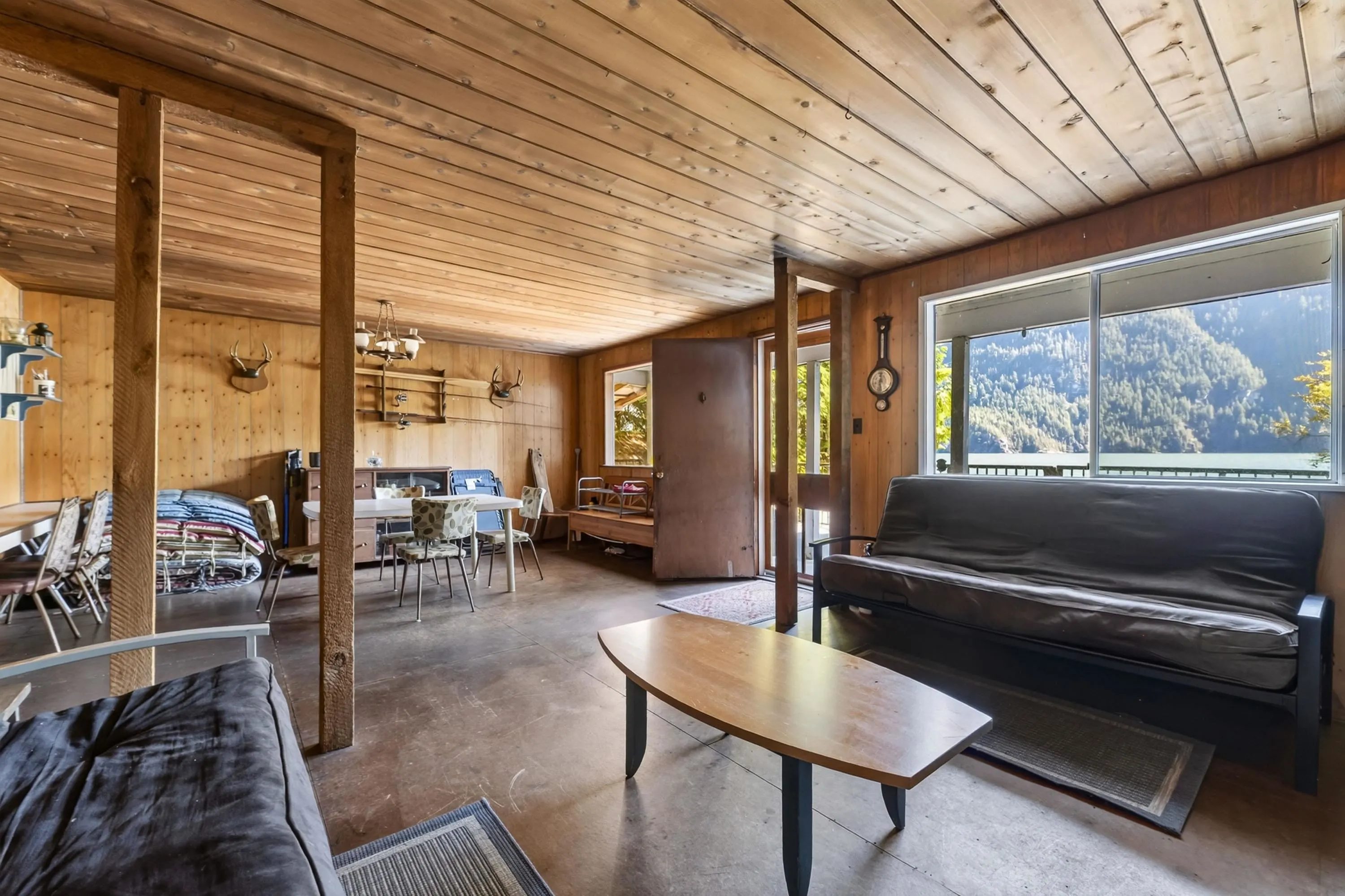 15 Debeck Creek