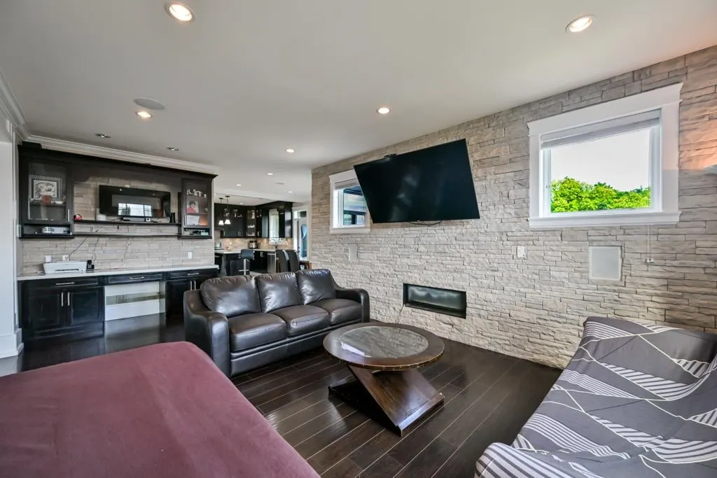 33861 Melburn Drive