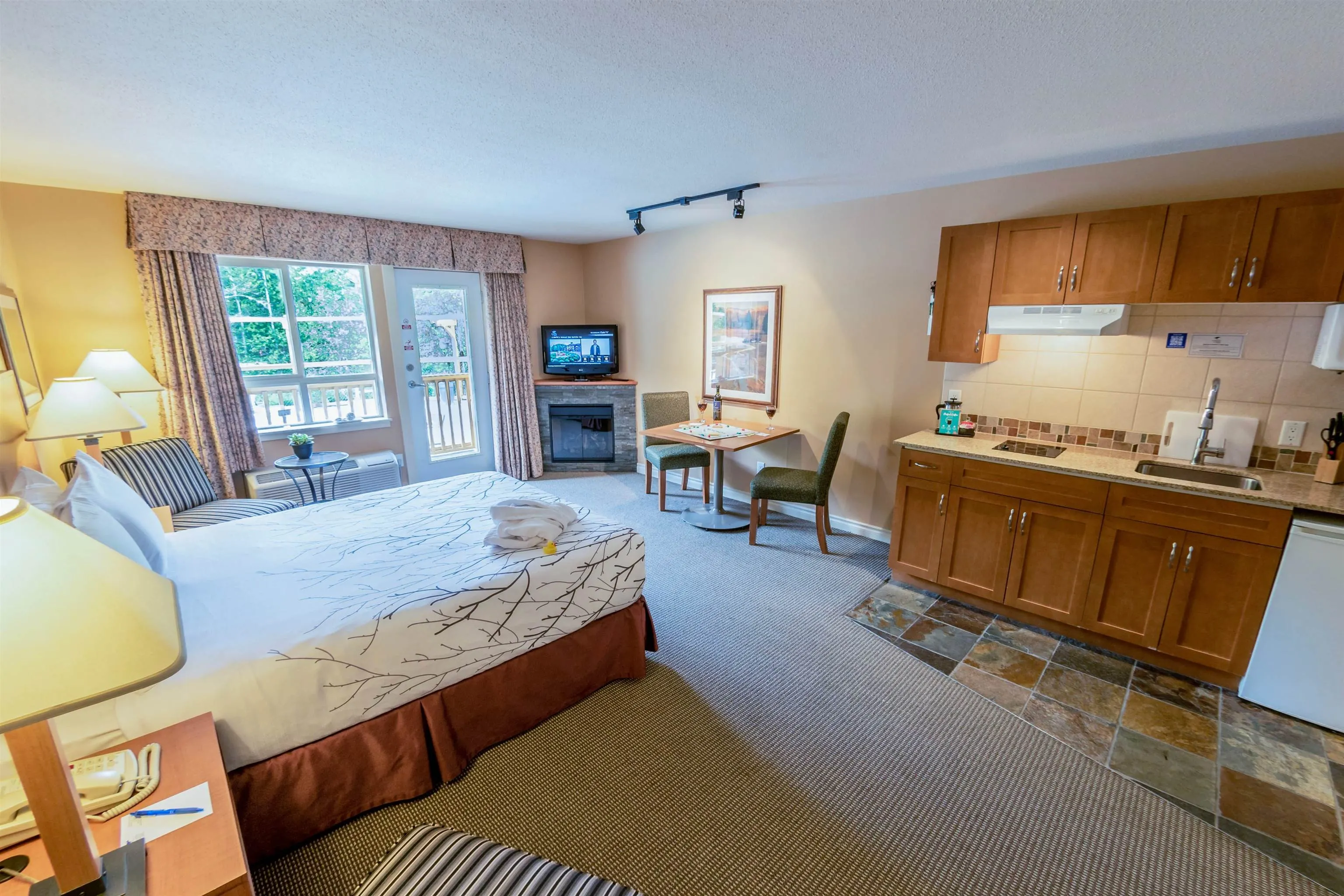 1490 Highway 99 #324