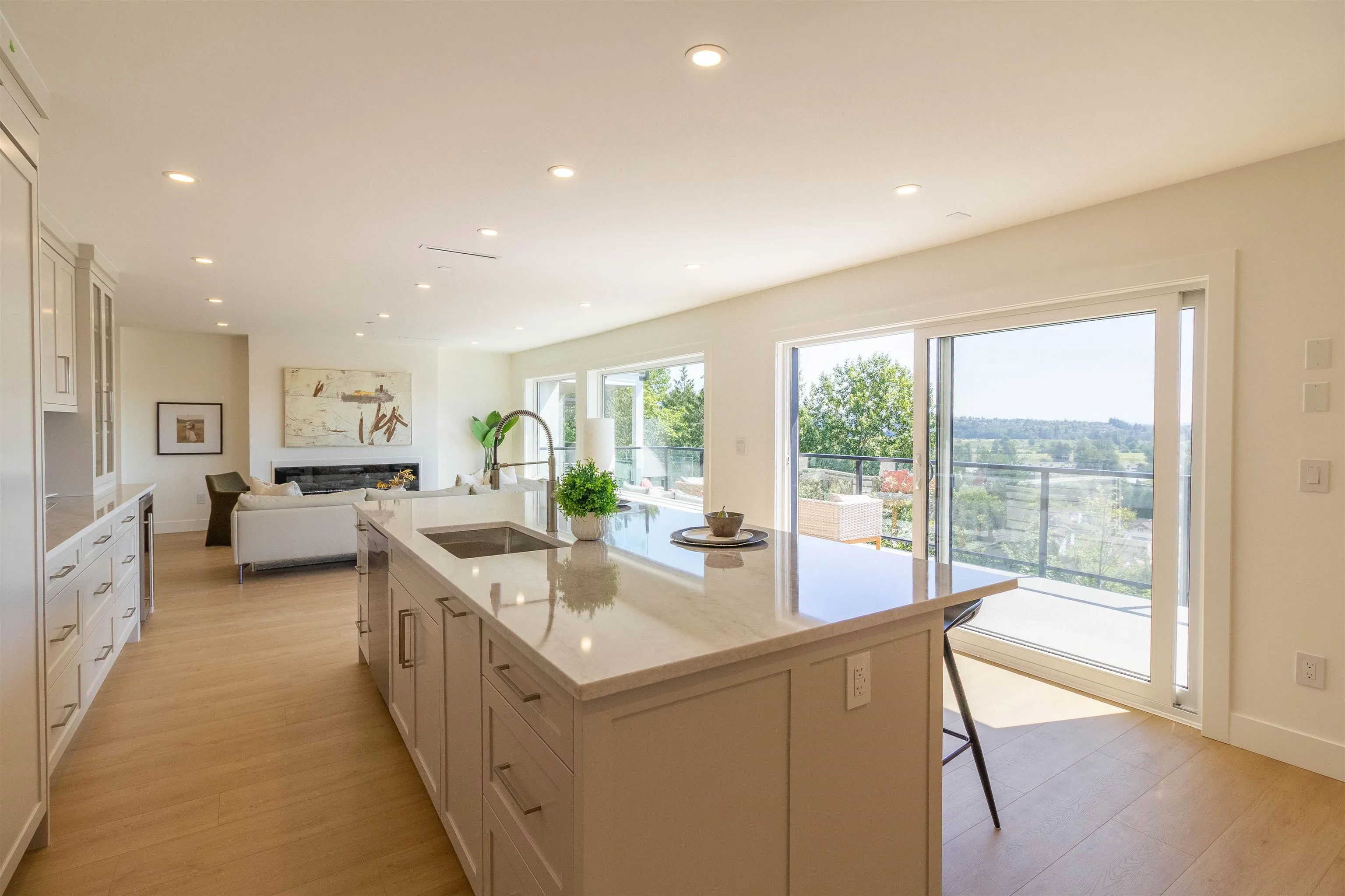 2256 Monashee Court