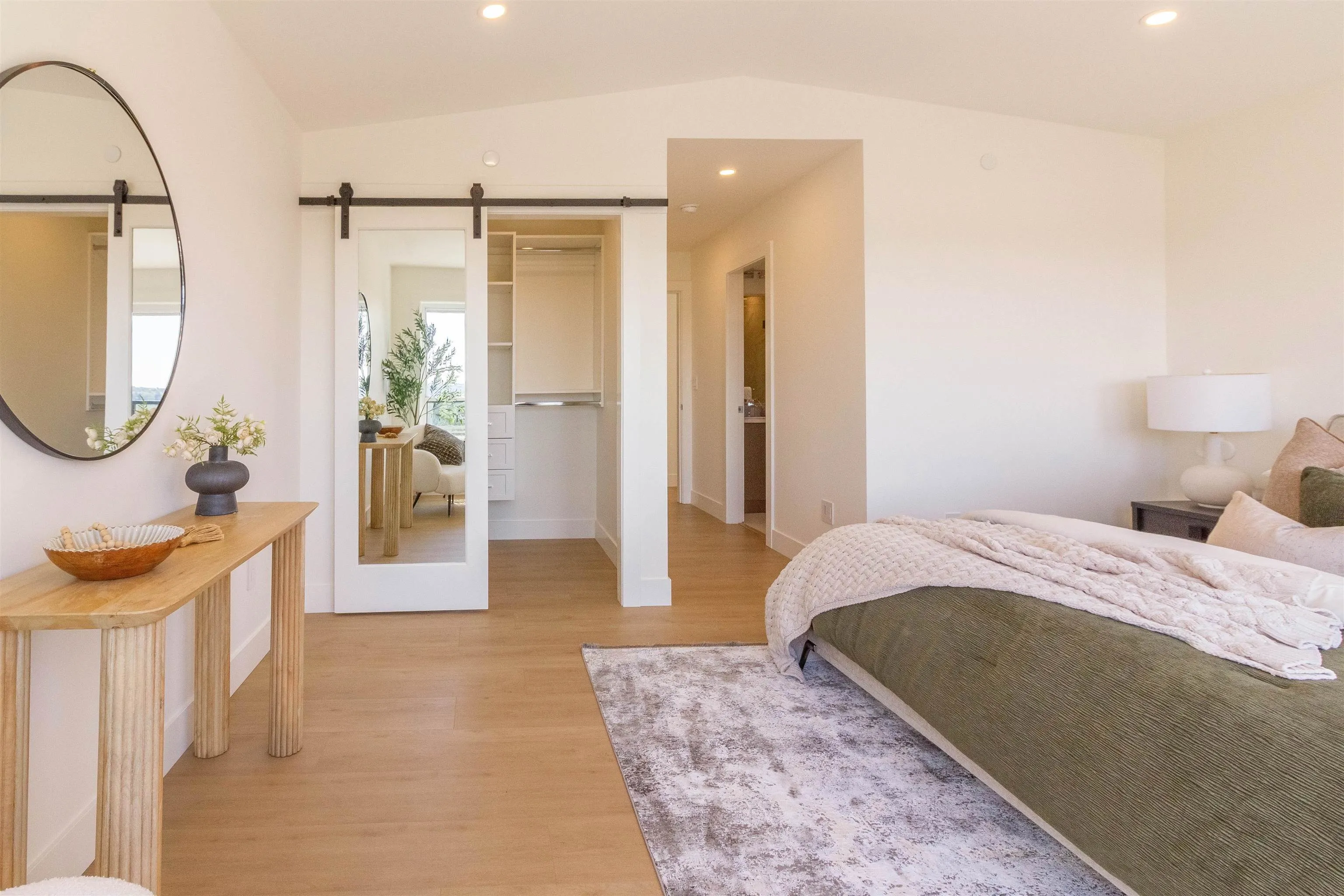 2256 Monashee Court