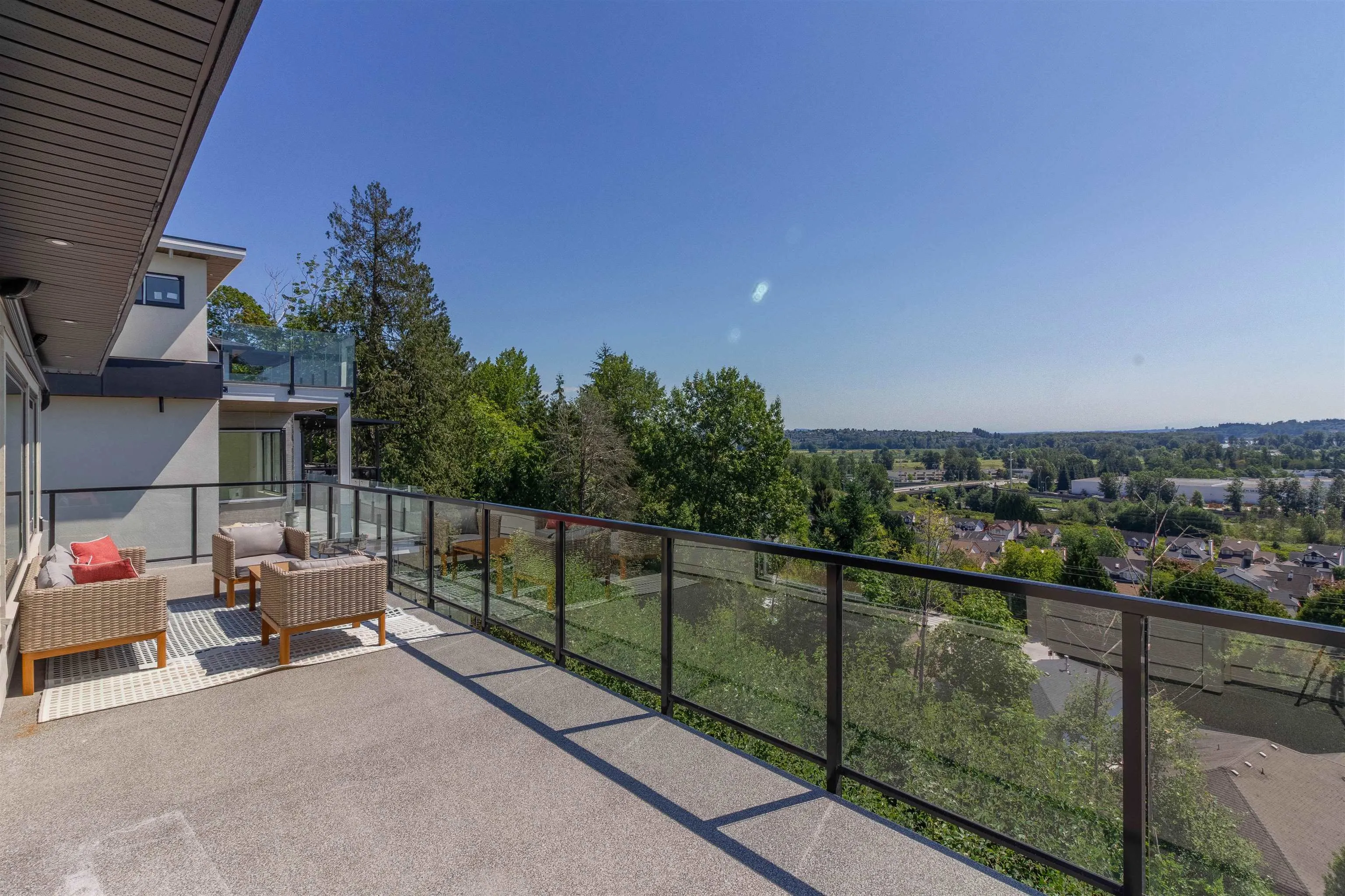 2256 Monashee Court