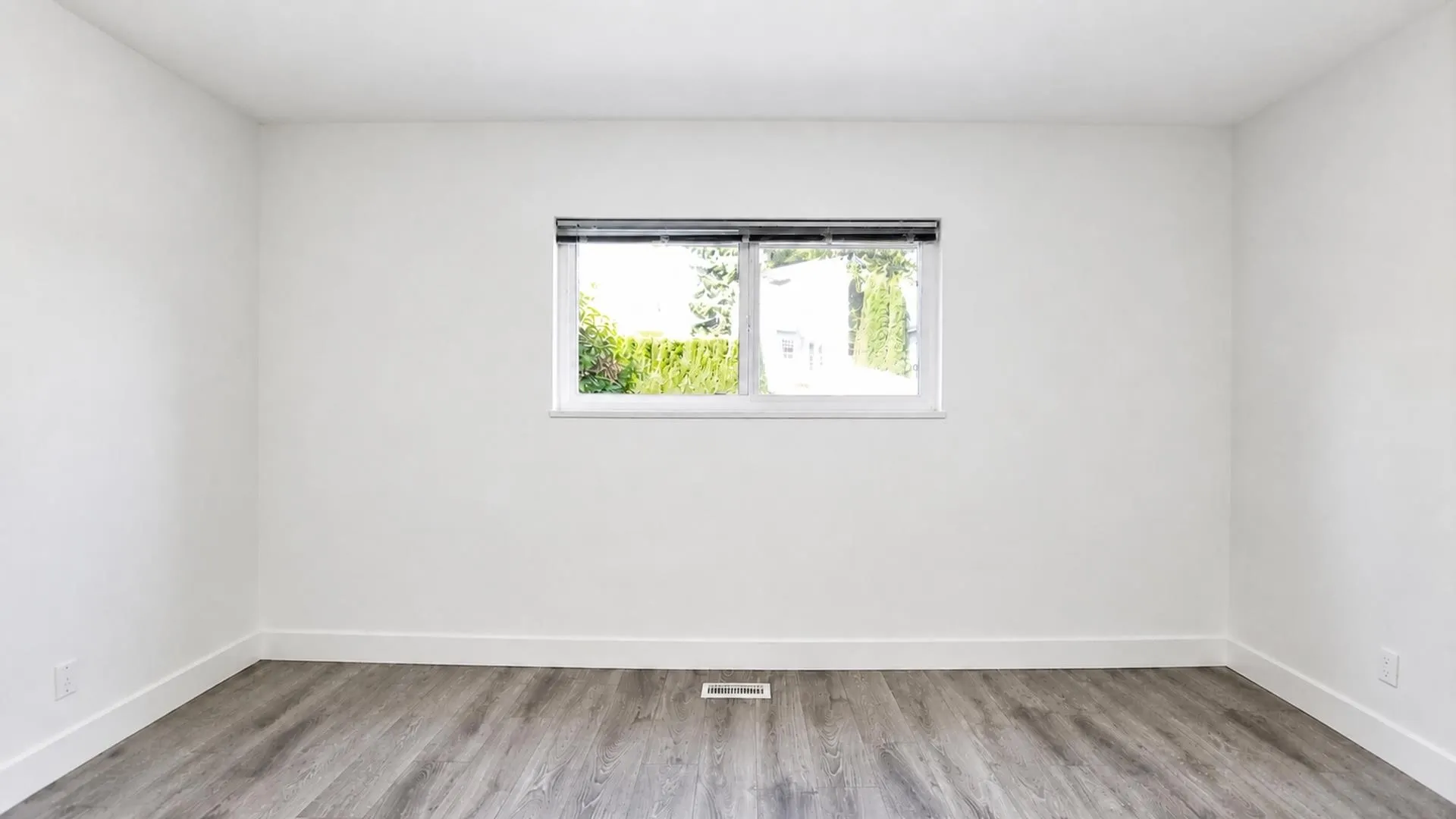 23 N Fell Avenue