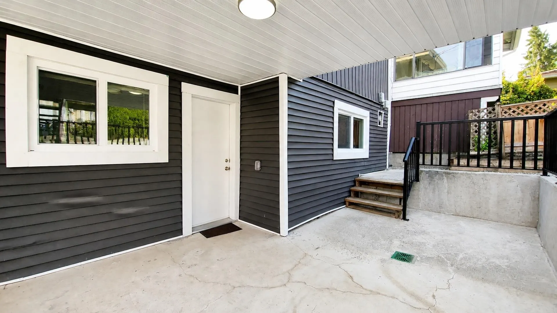 23 N Fell Avenue