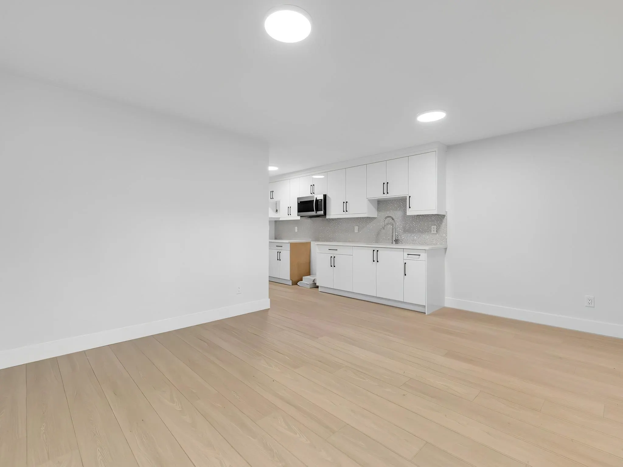 5737 172 Street #102