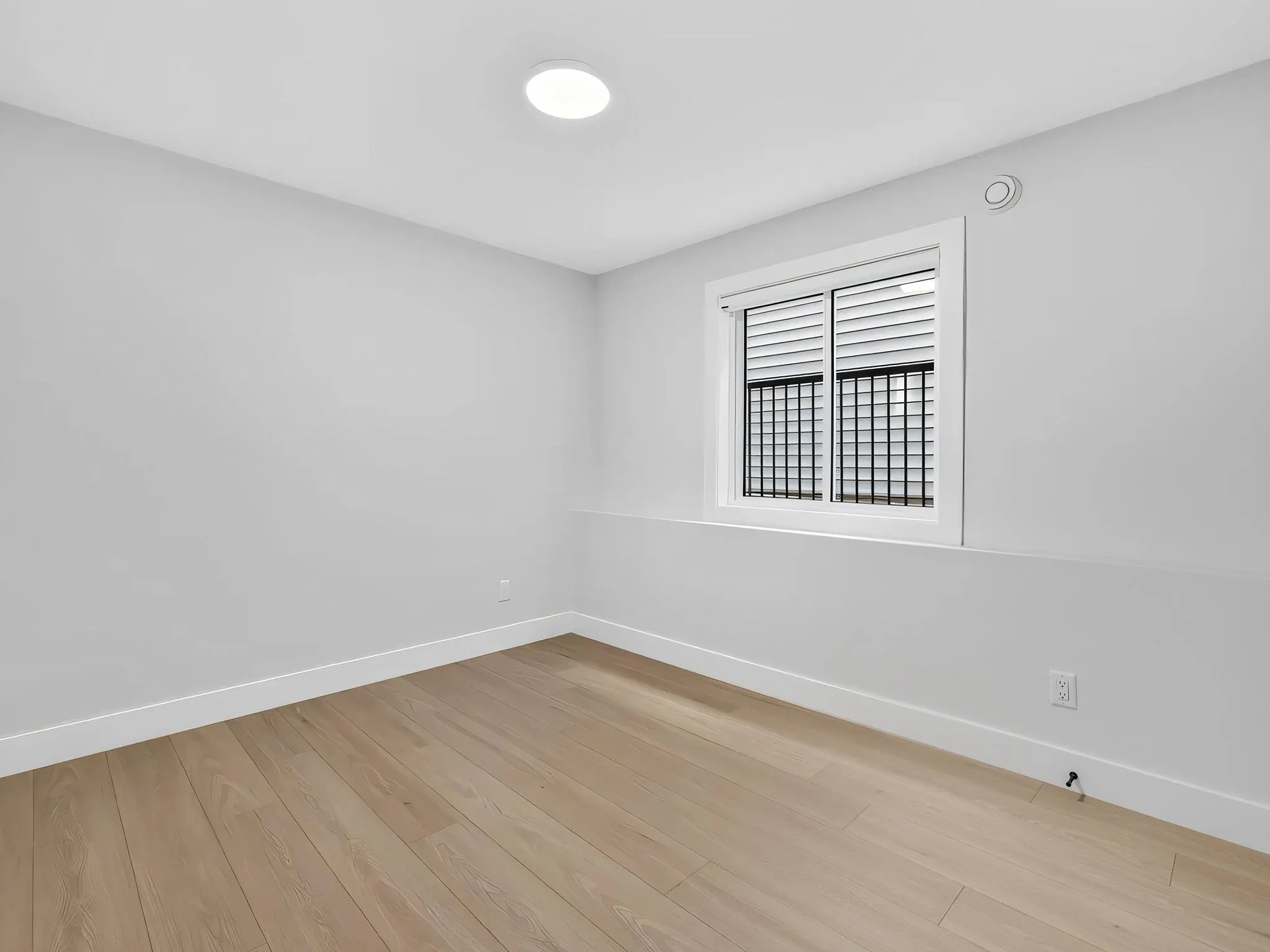 5737 172 Street #102