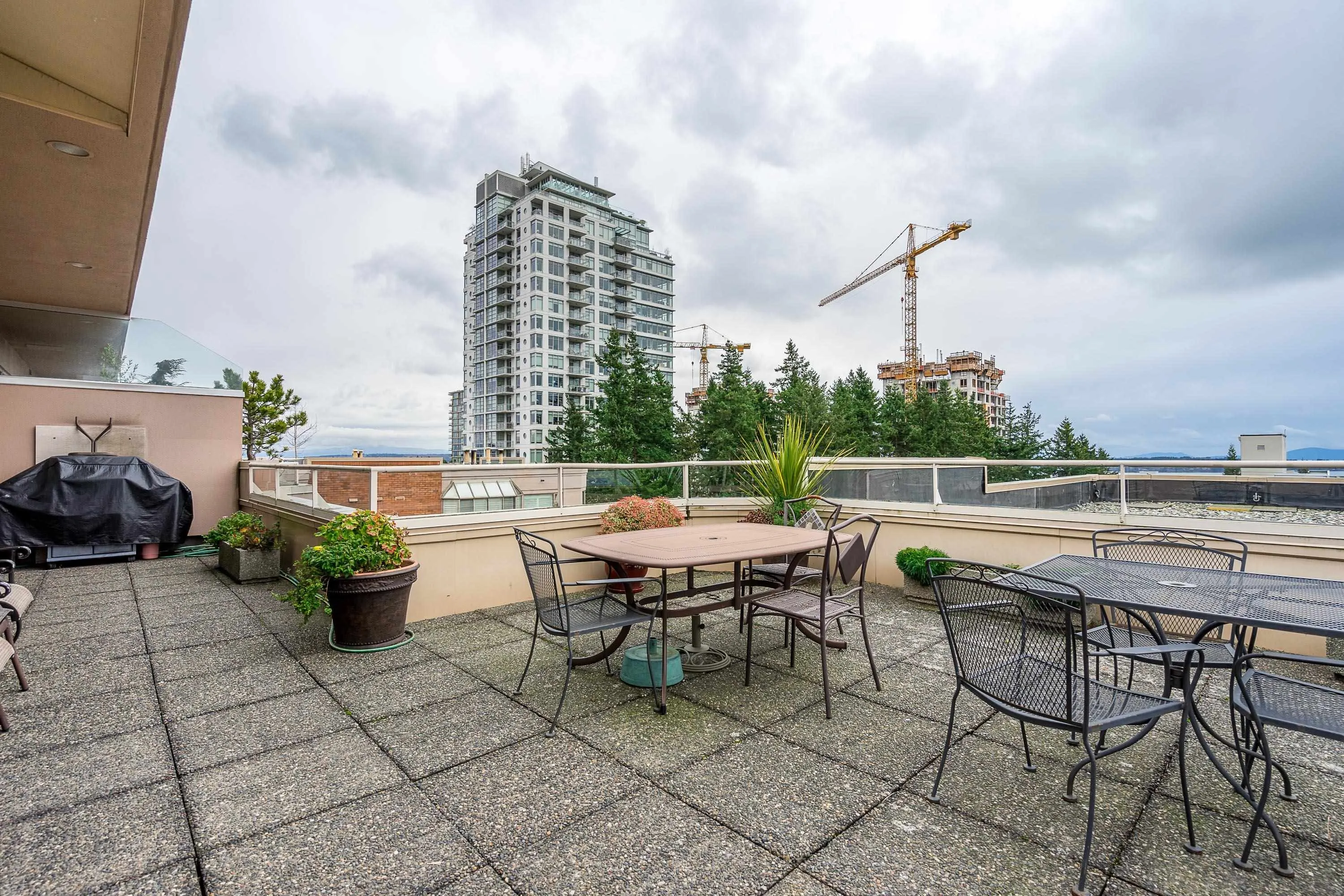 15111 Russell Avenue #412