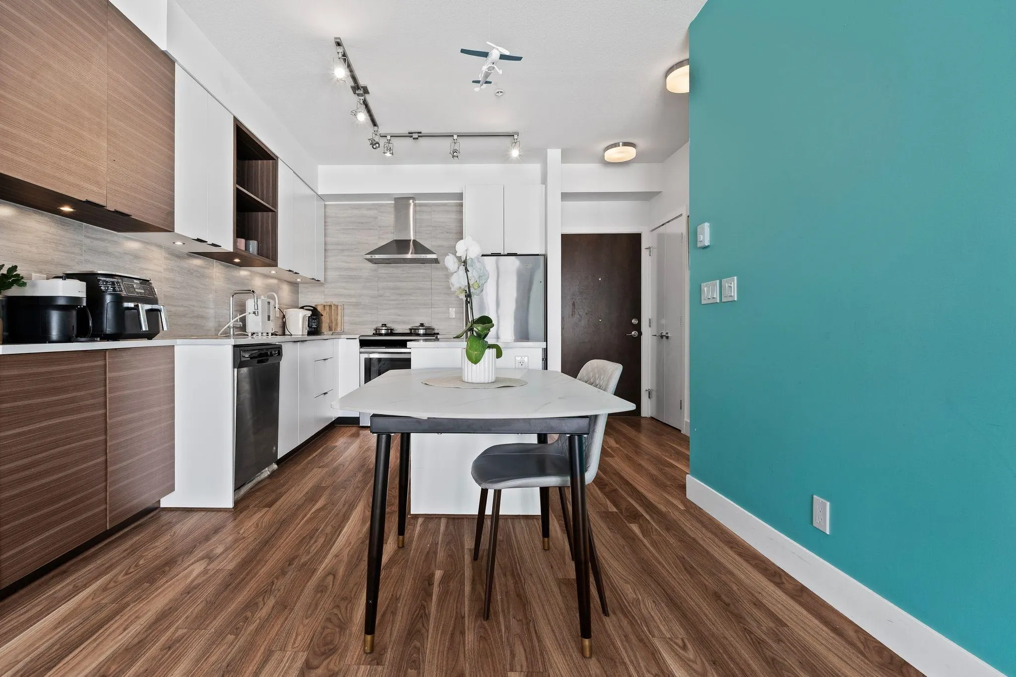 5355 Lane Street #216